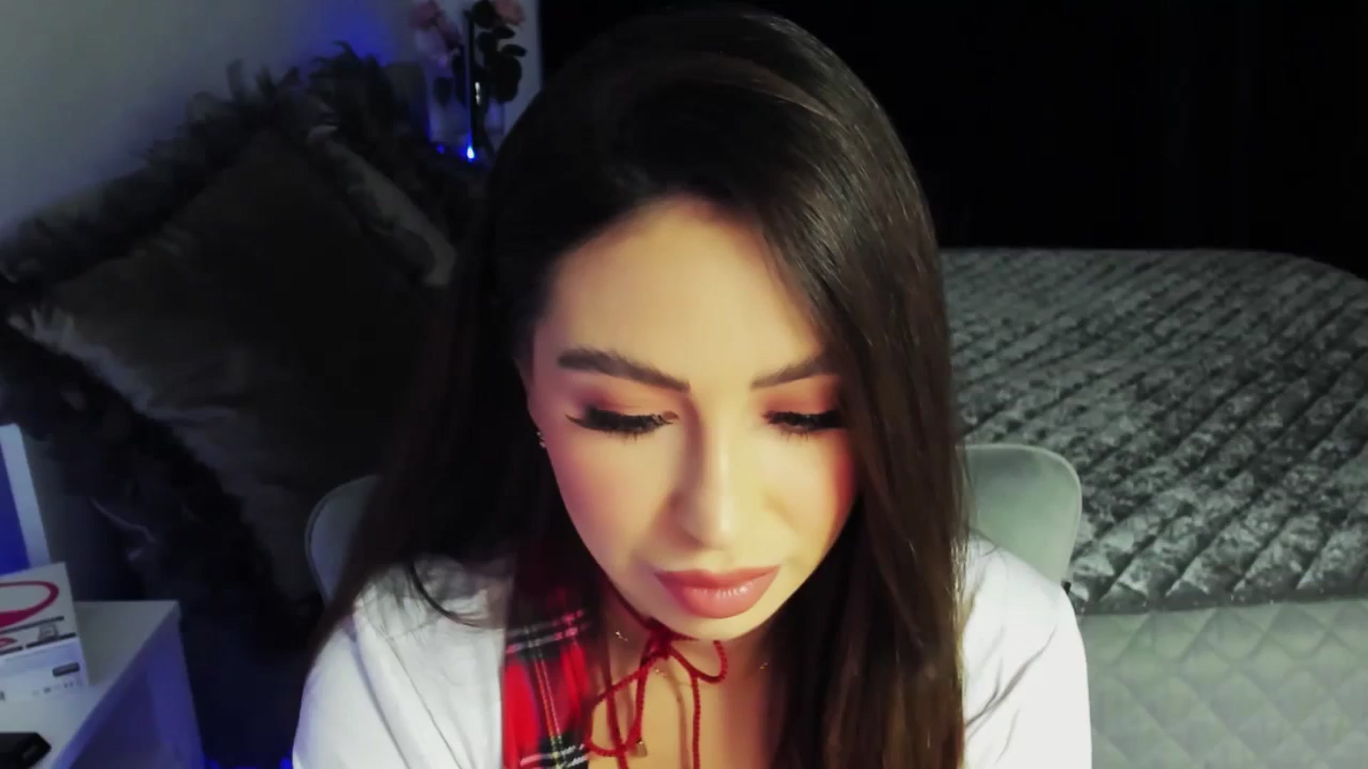 Gallery image thumbnail from MiaYourAngel's myfreecams stream on, 02/19/2024, 12:10 image 11 of 20