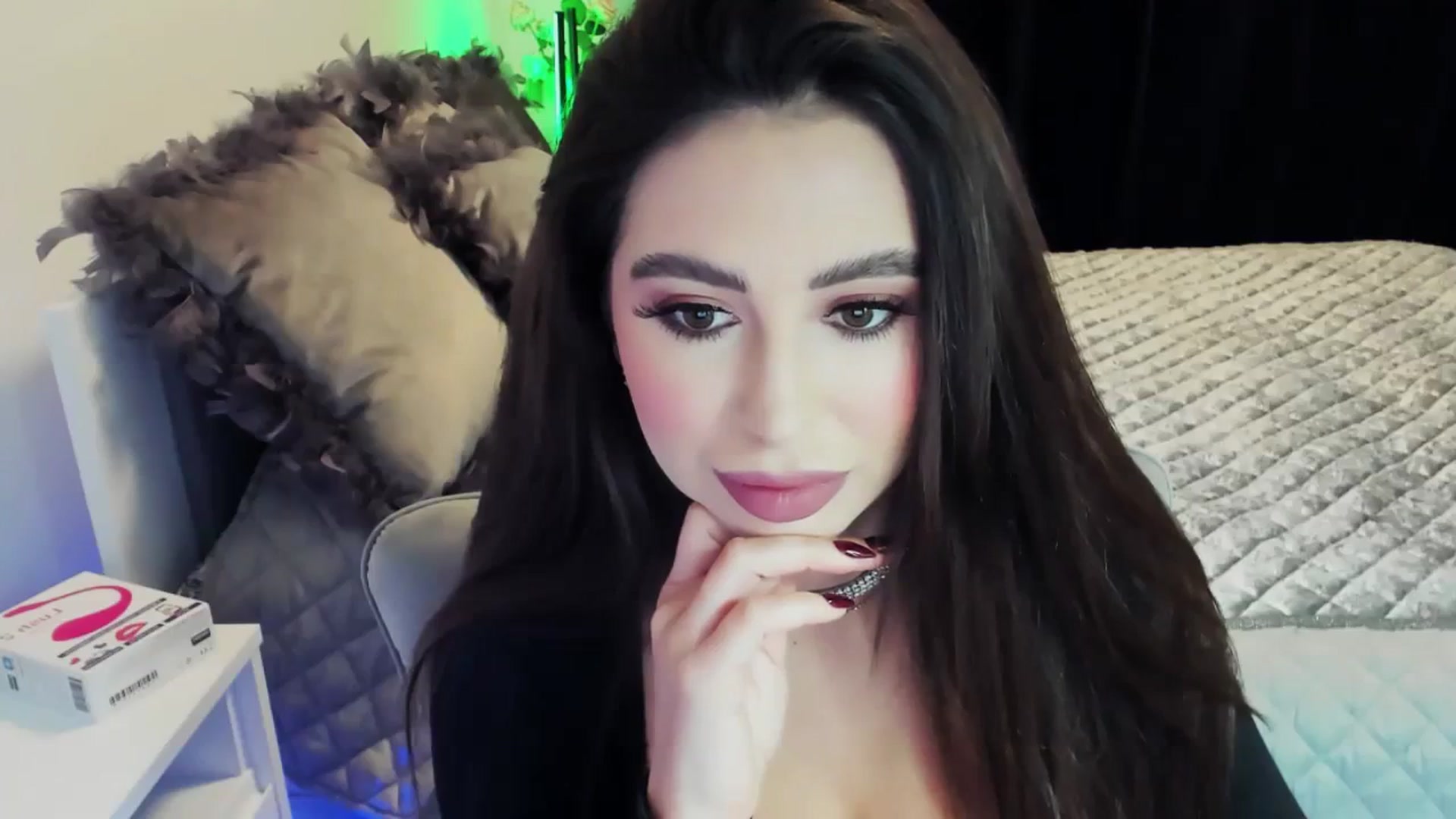 Gallery image thumbnail from MiaYourAngel's myfreecams stream on, 02/21/2024, 13:15 image 2 of 20