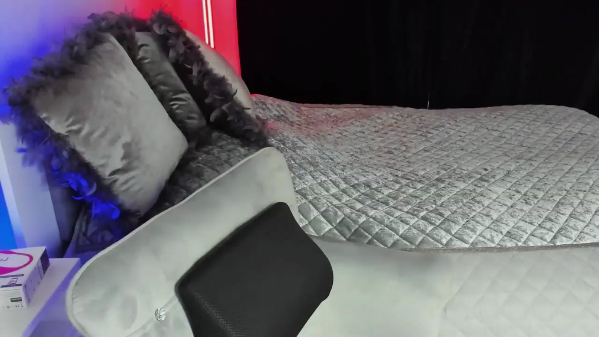 Gallery image thumbnail from MiaYourAngel's myfreecams stream on, 03/07/2024, 11:58 image 5 of 20