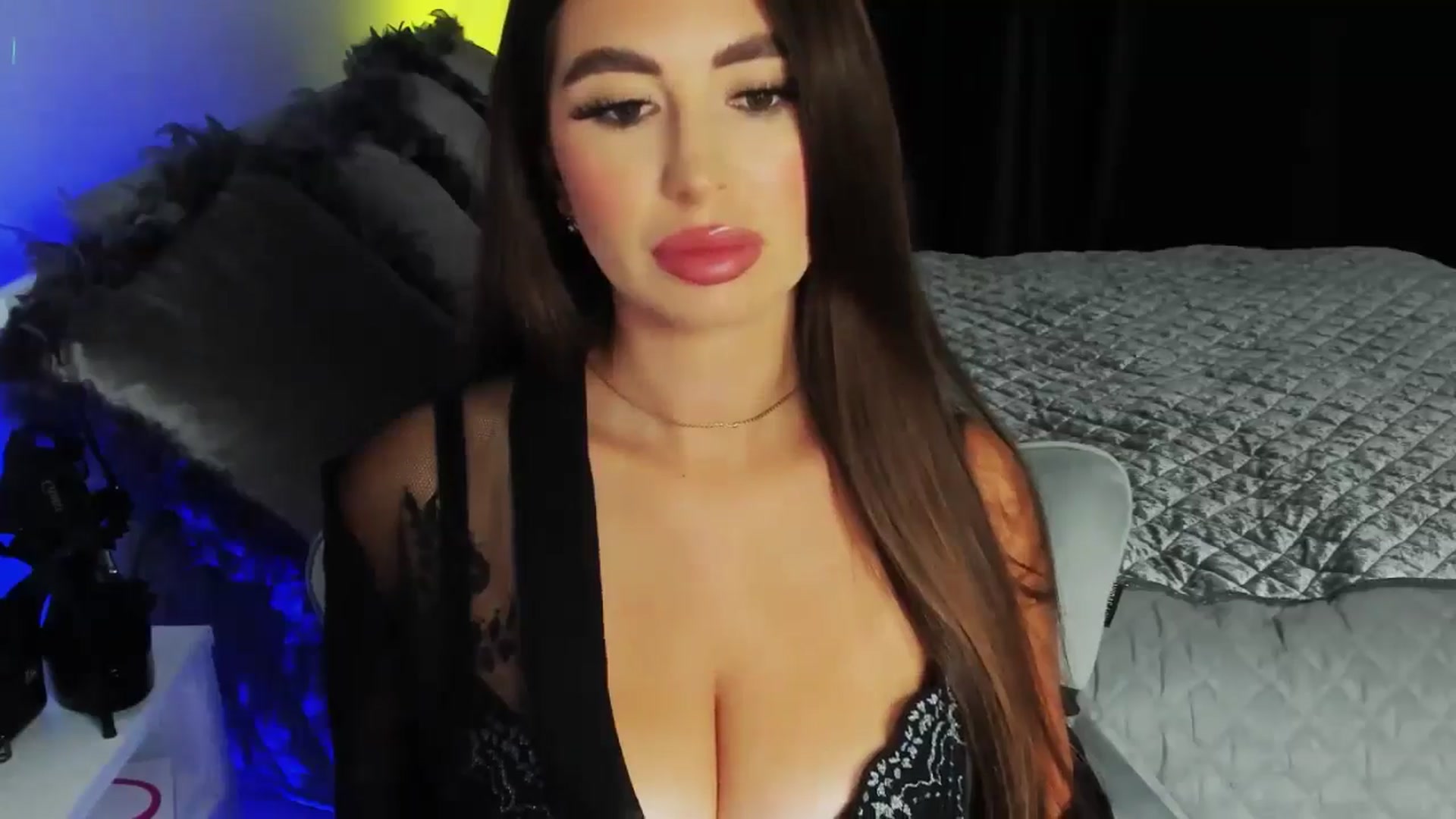 Gallery image thumbnail from MiaYourAngel's myfreecams stream on, 09/24/2024, 11:36 image 19 of 20