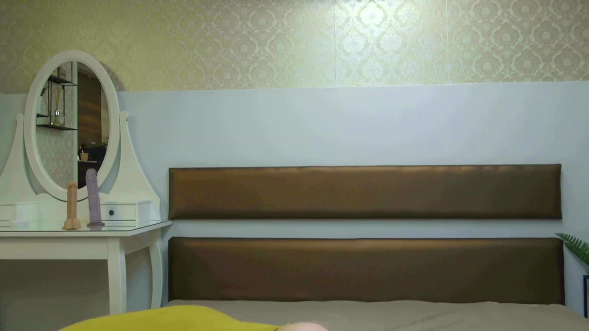 Gallery image thumbnail from Mia_Bae's myfreecams stream on, 11/28/2022, 21:52 image 5 of 20