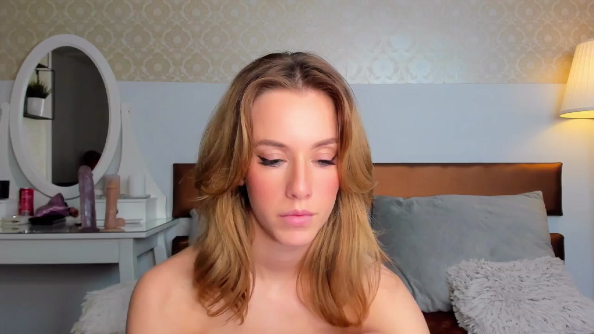 Gallery image thumbnail from Mia_Bae's myfreecams stream on, 04/25/2024, 16:15 image 8 of 20