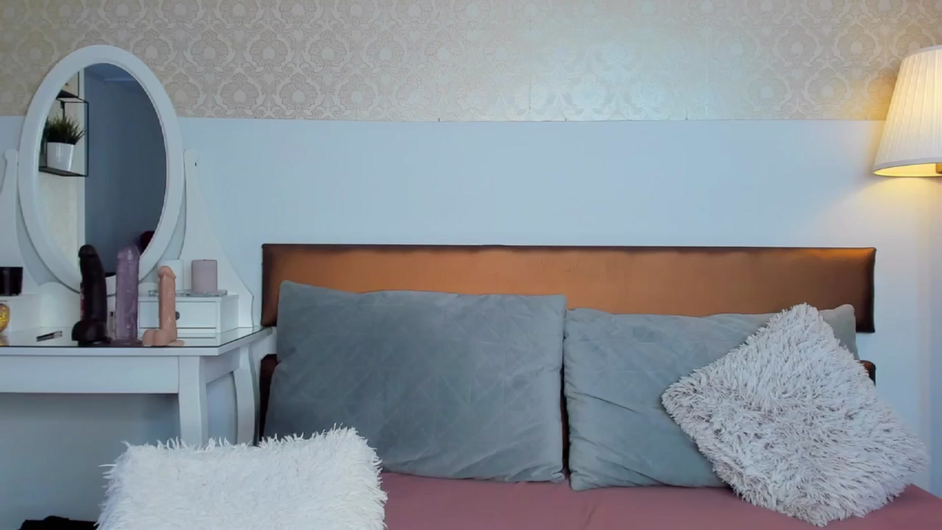 Gallery image thumbnail from Mia_Bae's myfreecams stream on, 05/20/2024, 18:13 image 11 of 20