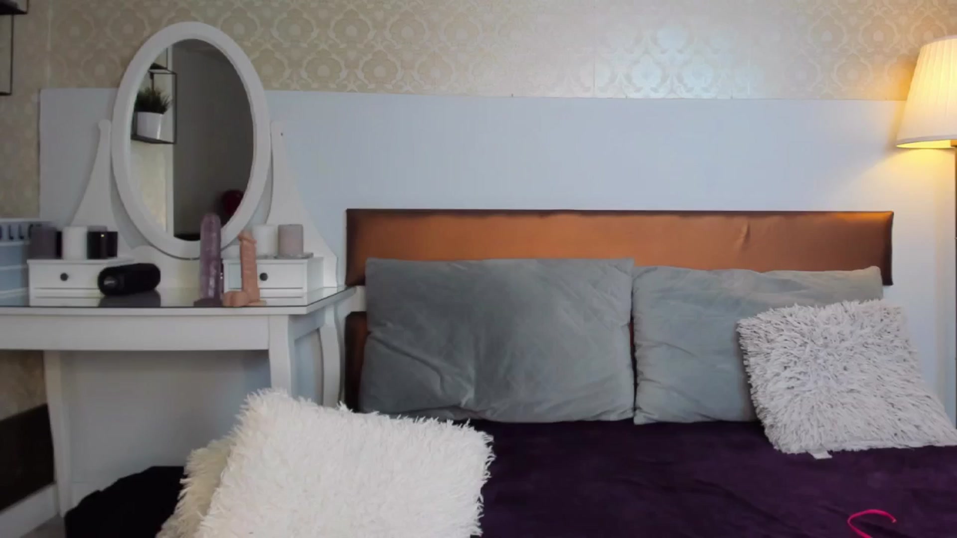 Gallery image thumbnail from Mia_Bae's myfreecams stream on, 06/17/2024, 12:14 image 16 of 20
