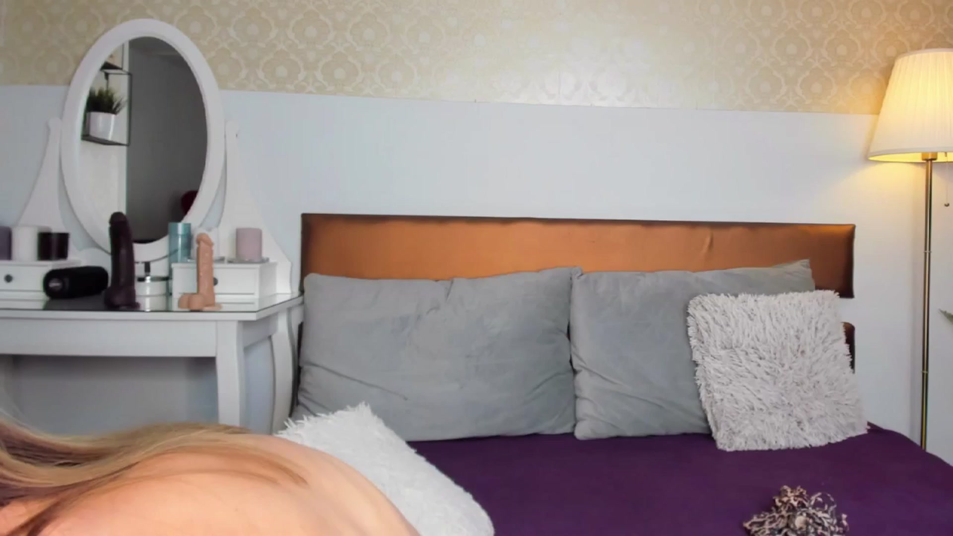 Gallery image thumbnail from Mia_Bae's myfreecams stream on, 07/05/2024, 12:49 image 3 of 20