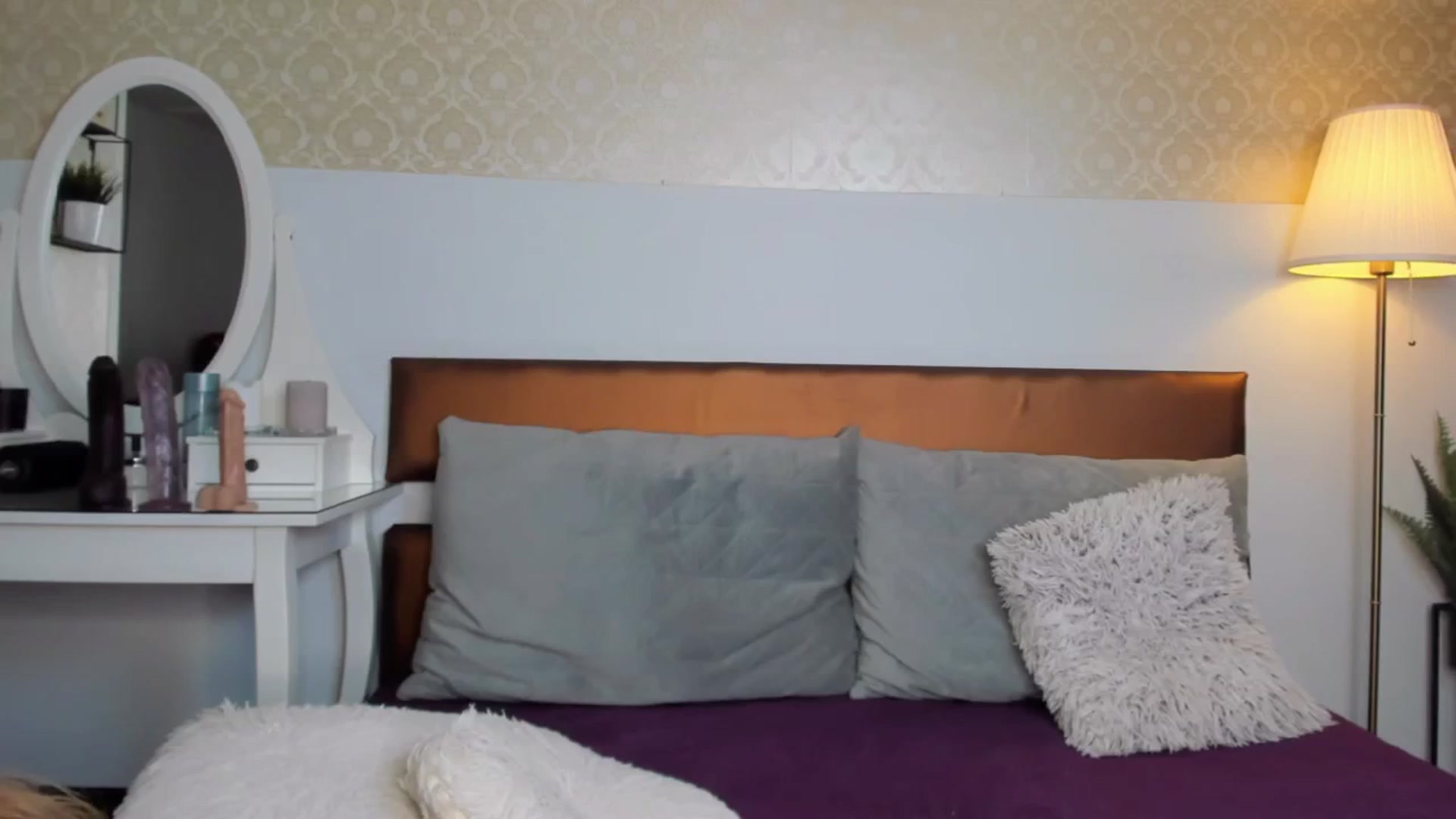 Gallery image thumbnail from Mia_Bae's myfreecams stream on, 07/08/2024, 12:50 image 15 of 20