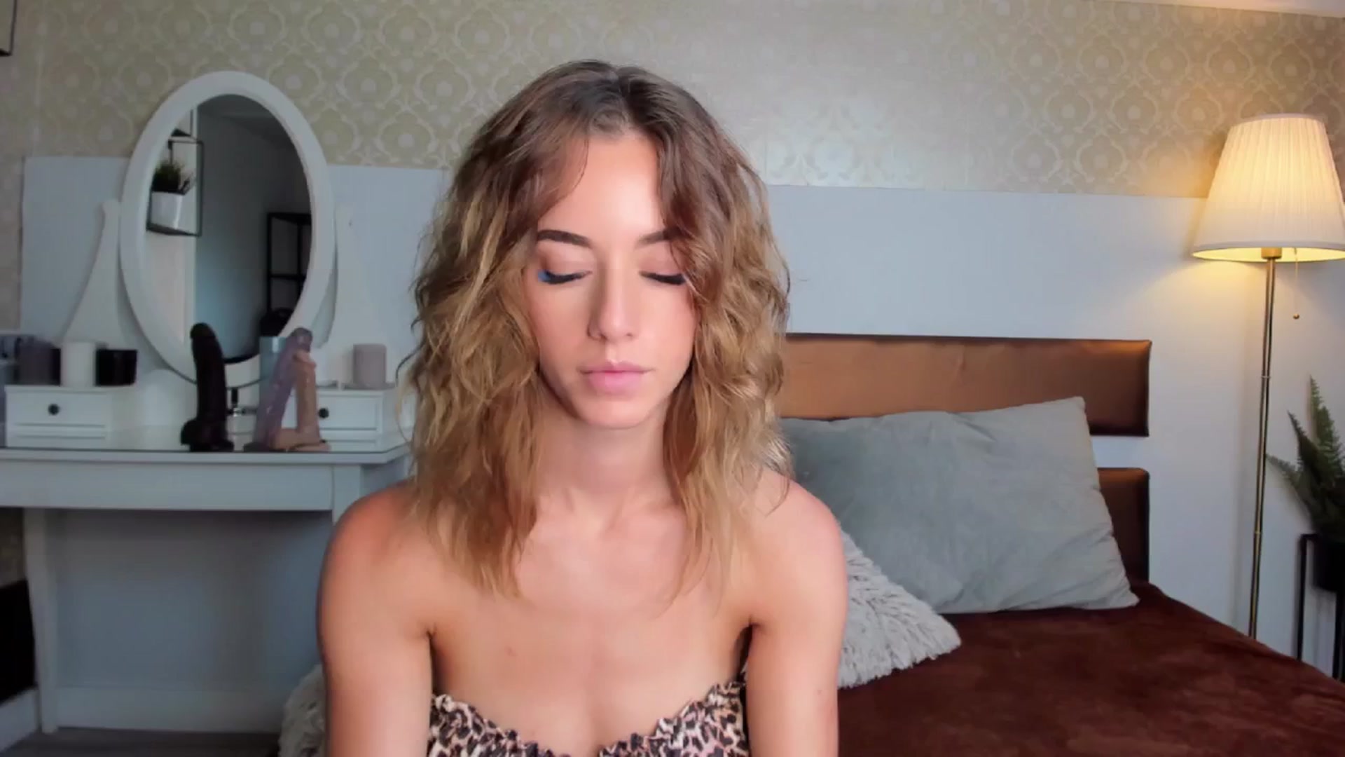 Gallery image thumbnail from Mia_Bae's myfreecams stream on, 07/15/2024, 12:23 image 17 of 20