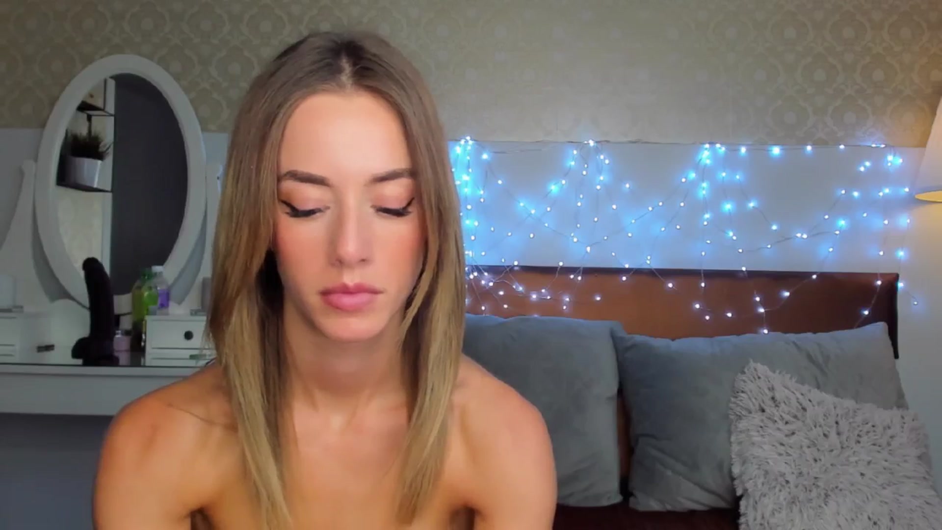 Gallery image thumbnail from Mia_Bae's myfreecams stream on, 08/14/2024, 10:59 image 13 of 20