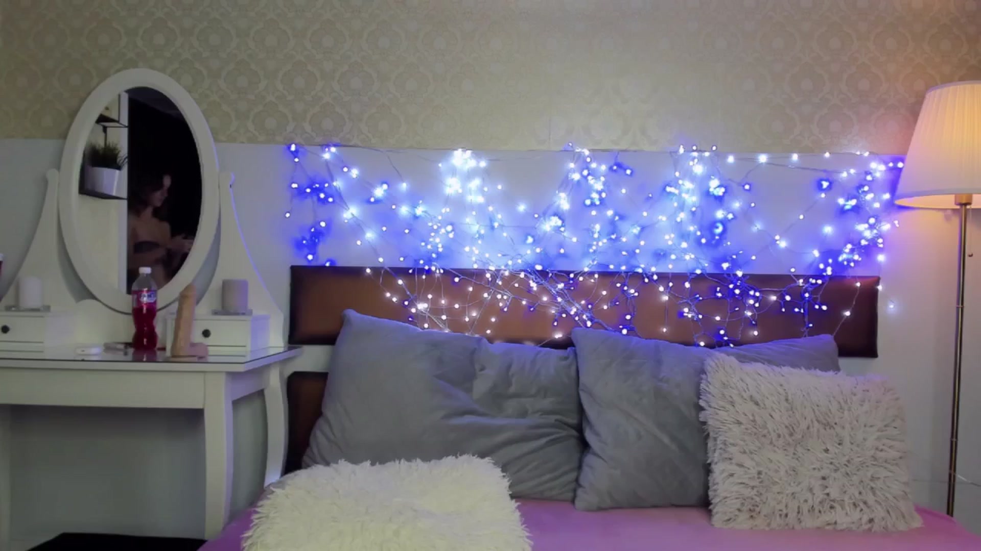 Gallery image thumbnail from Mia_Bae's myfreecams stream on, 09/15/2024, 15:35 image 19 of 20