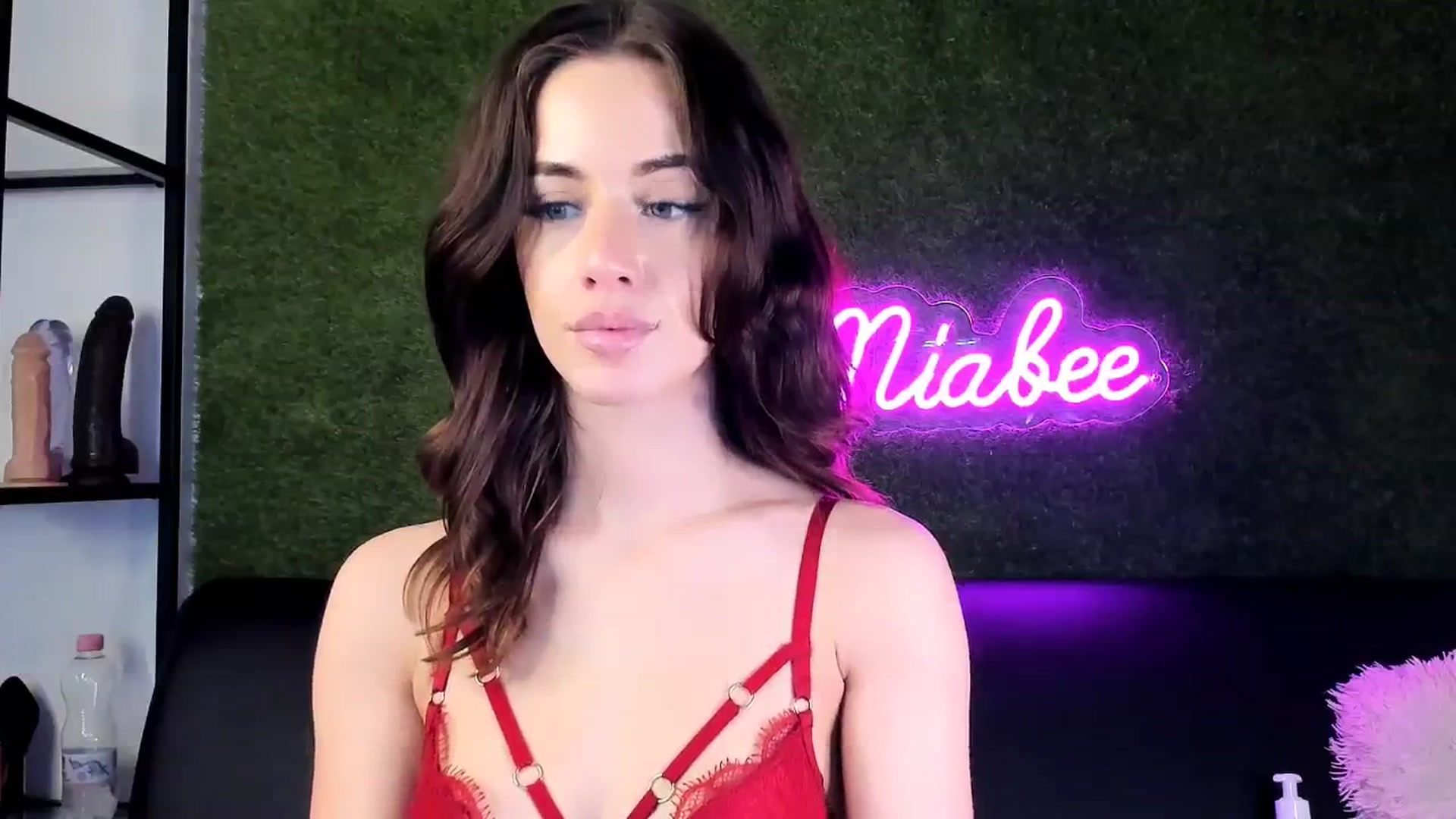 Gallery image thumbnail from Mia_Bae's myfreecams stream on, 12/23/2024, 13:59 image 10 of 20