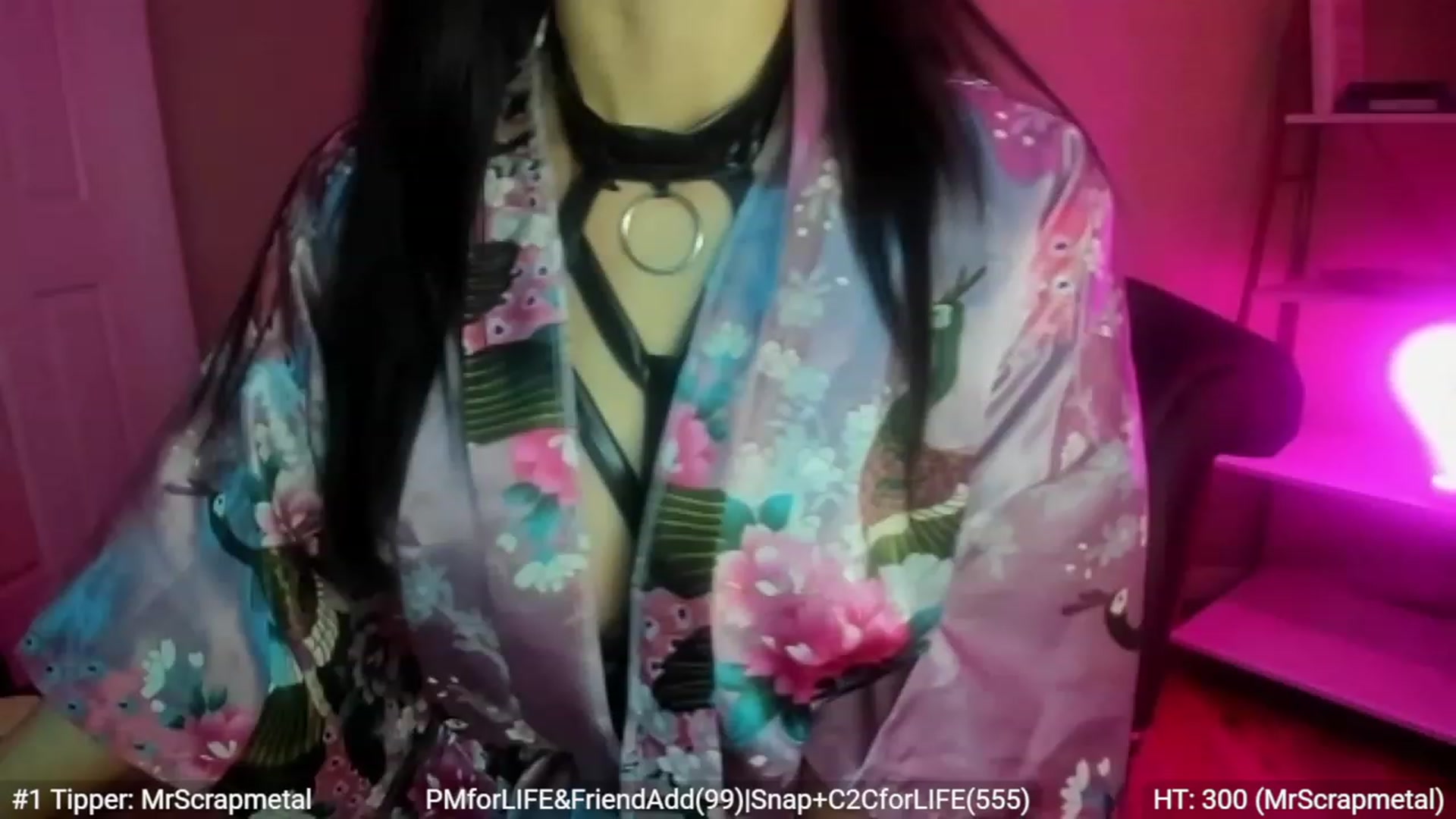 Gallery image thumbnail from Mia_Bites's myfreecams stream on, 11/19/2022, 22:29 image 9 of 20