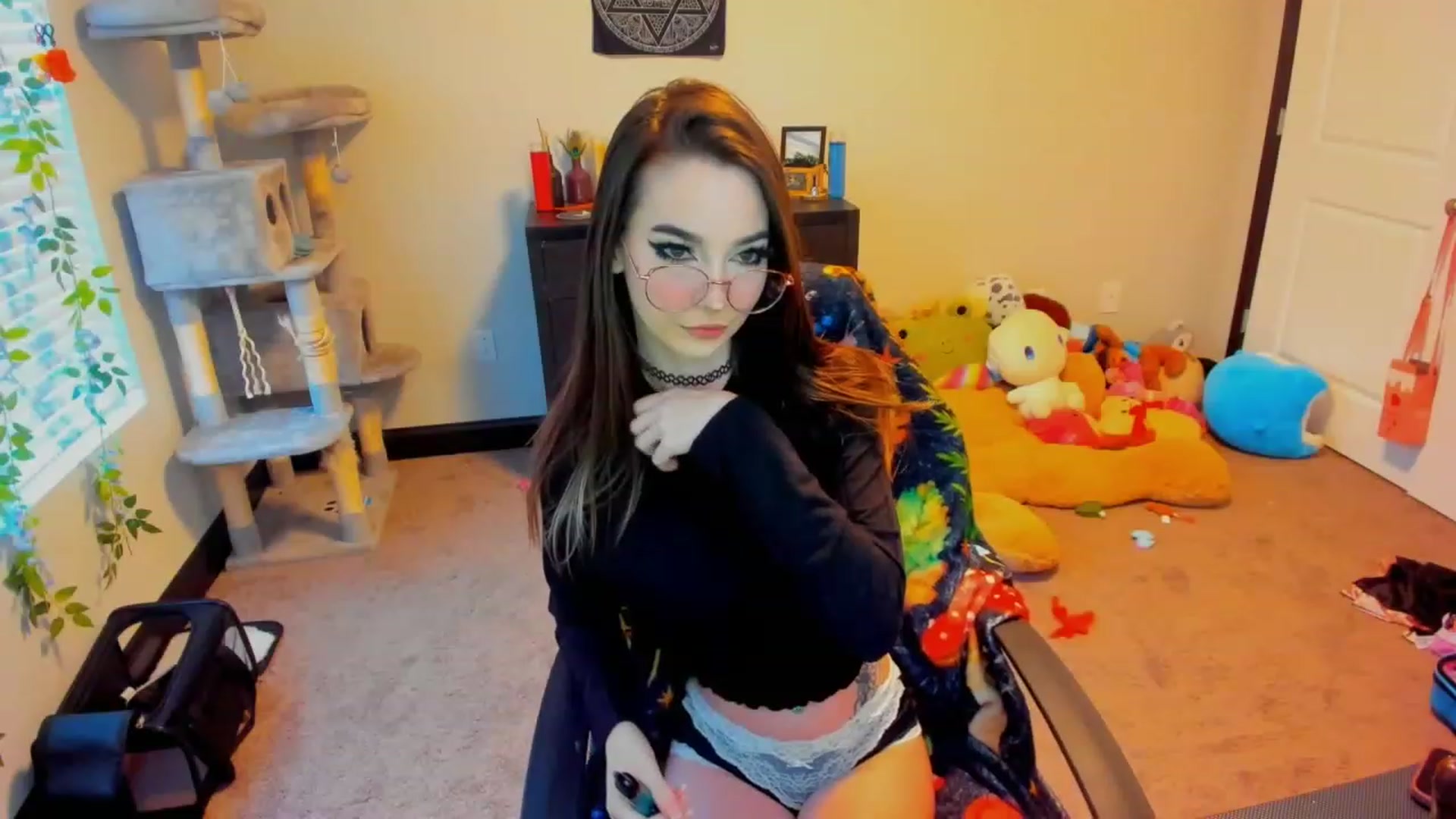 Gallery image thumbnail from Mia_Fern's myfreecams stream on, 02/29/2024, 23:31 image 4 of 20