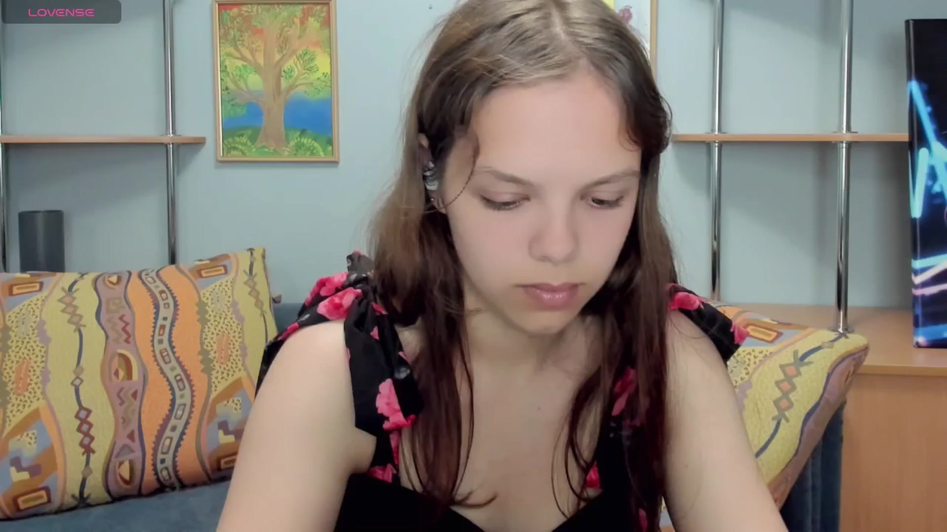 Gallery image thumbnail from Mia_Gallager's myfreecams stream on, 06/03/2025, 20:13 image 19 of 20