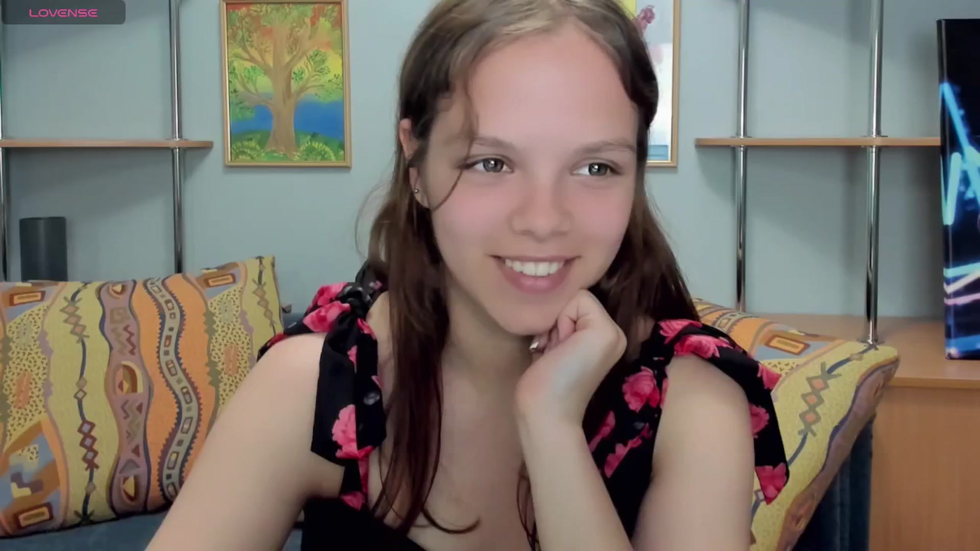 Gallery image thumbnail from Mia_Gallager's myfreecams stream on, 06/03/2025, 20:13 image 3 of 20