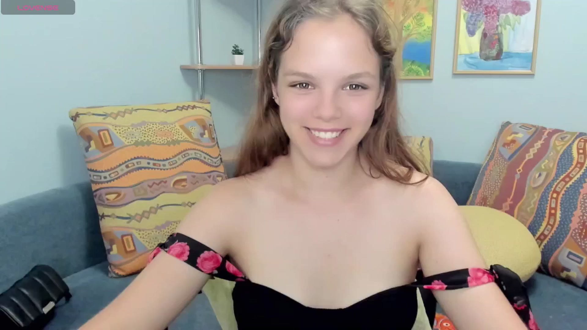 Gallery image thumbnail from Mia_Gallager's myfreecams stream on, 07/22/2025, 19:00 image 13 of 20