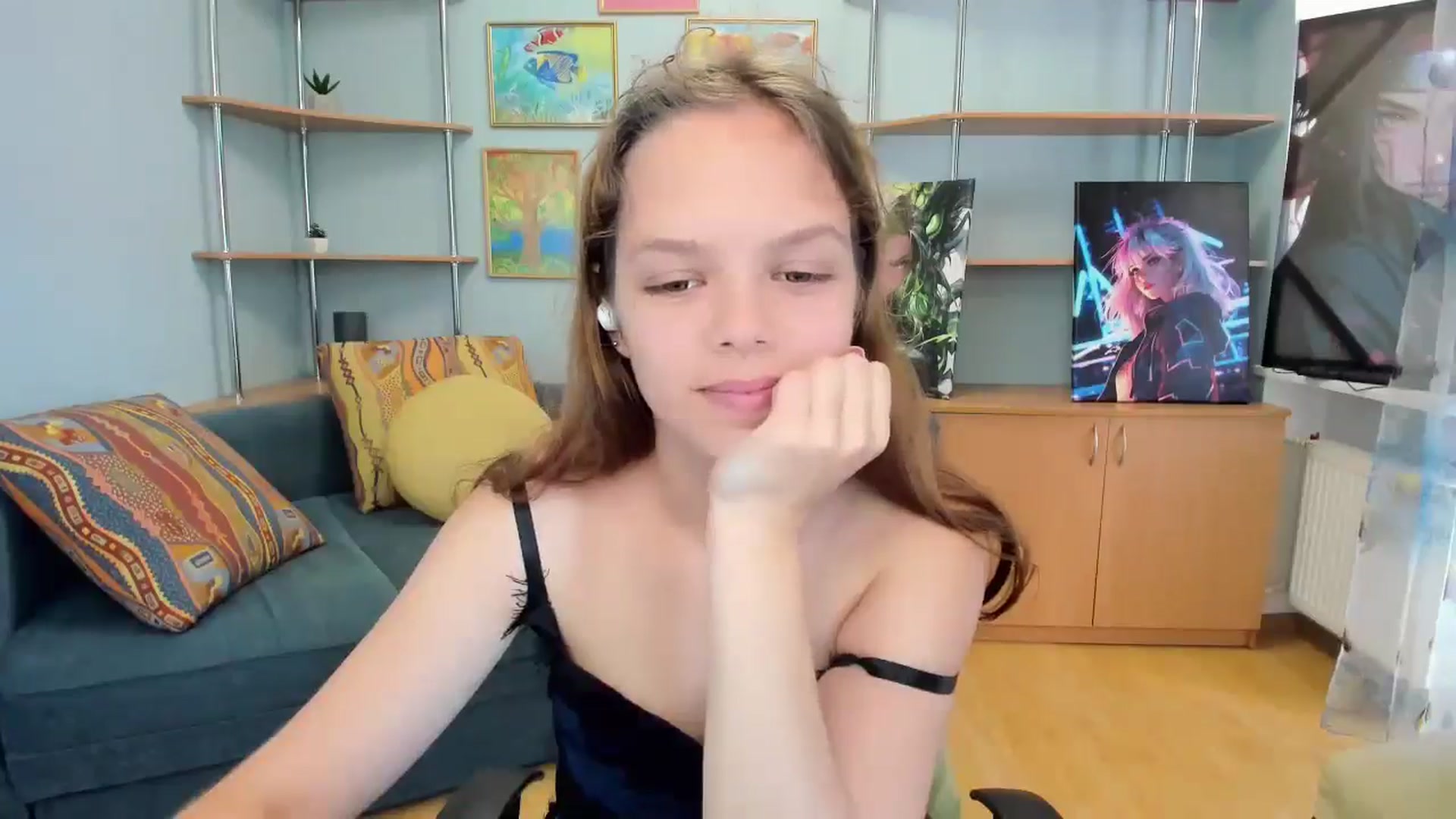 Gallery image thumbnail from Mia_Gallager's myfreecams stream on, 08/14/2025, 12:48 image 11 of 20