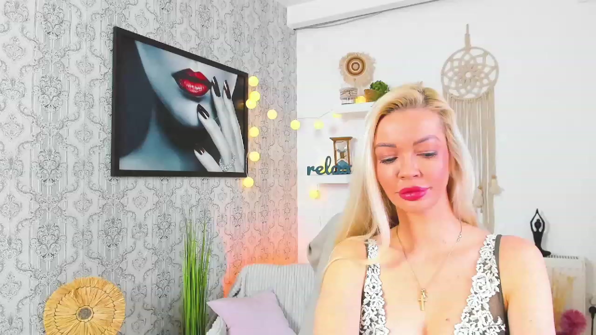 Gallery image thumbnail from Mia_Karakova's myfreecams stream on, 02/10/2023, 09:34 image 19 of 20
