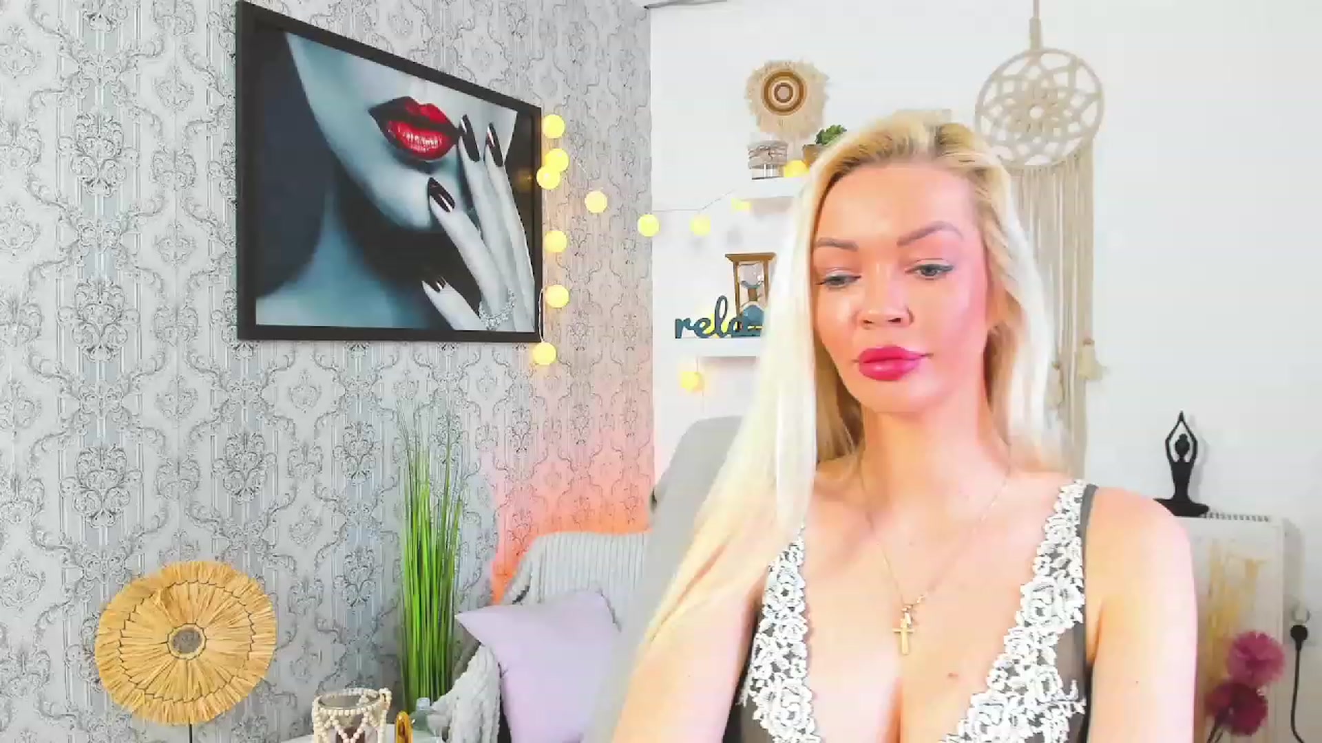 Gallery image thumbnail from Mia_Karakova's myfreecams stream on, 02/10/2023, 10:54 image 14 of 20