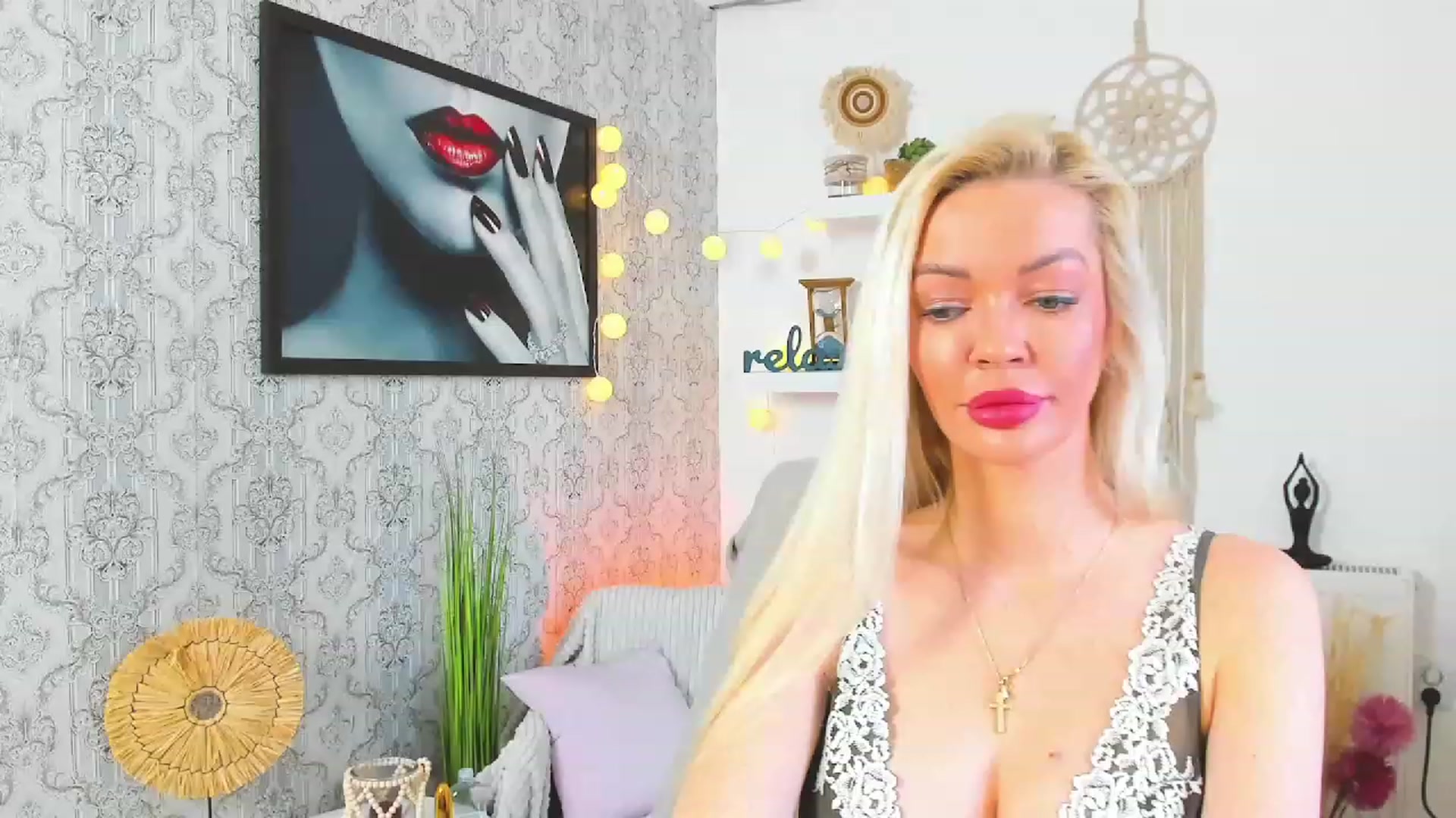 Gallery image thumbnail from Mia_Karakova's myfreecams stream on, 02/10/2023, 10:54 image 15 of 20