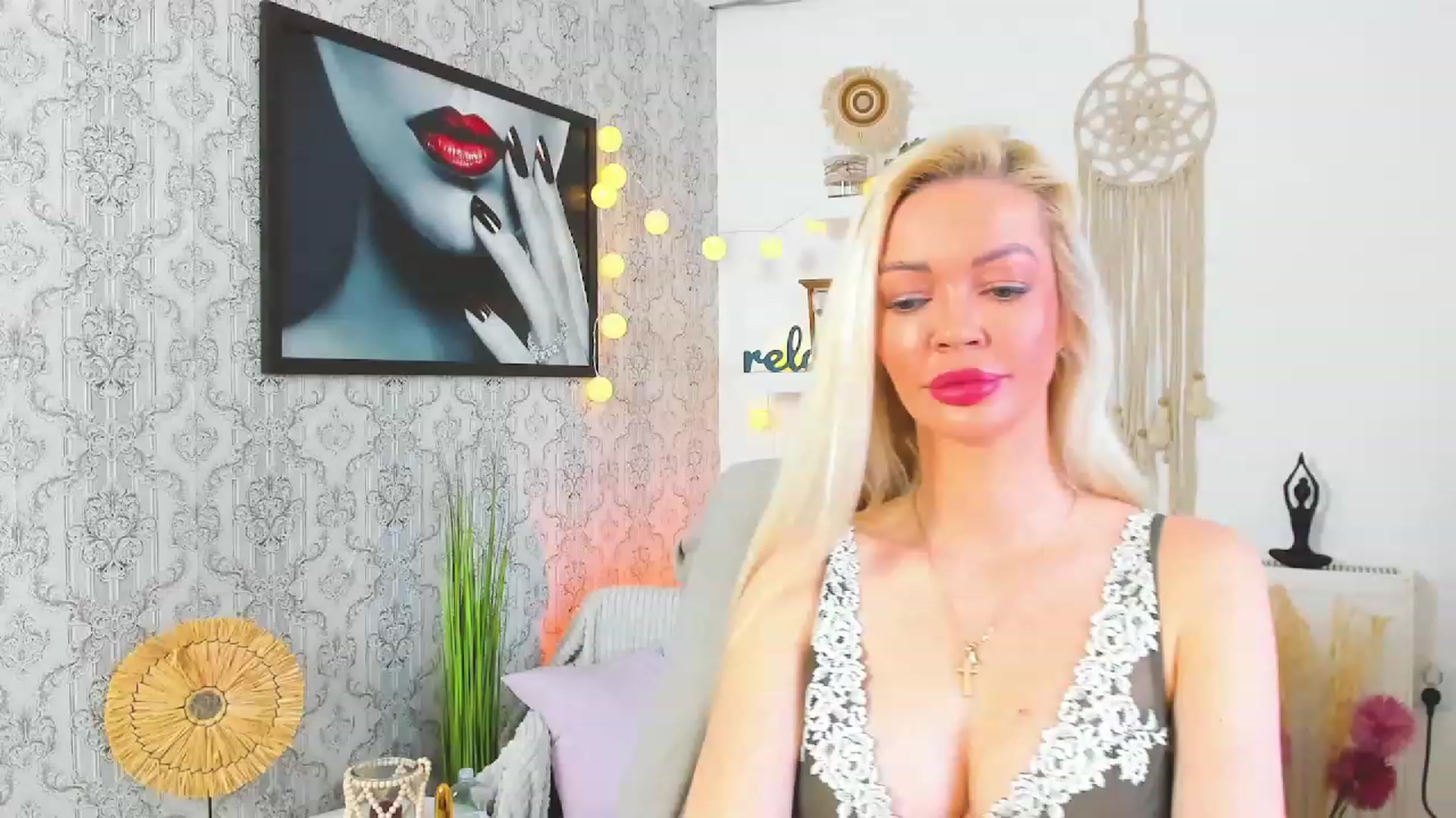 Gallery image thumbnail from Mia_Karakova's myfreecams stream on, 02/10/2023, 10:54 image 10 of 20