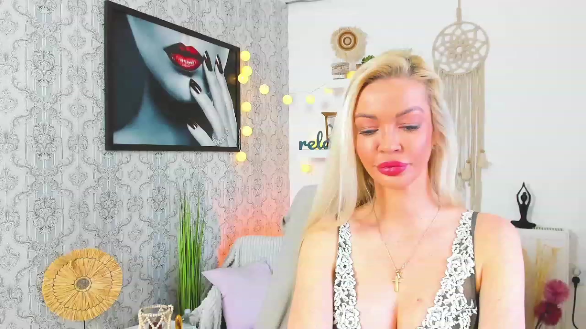 Gallery image thumbnail from Mia_Karakova's myfreecams stream on, 02/10/2023, 10:54 image 12 of 20