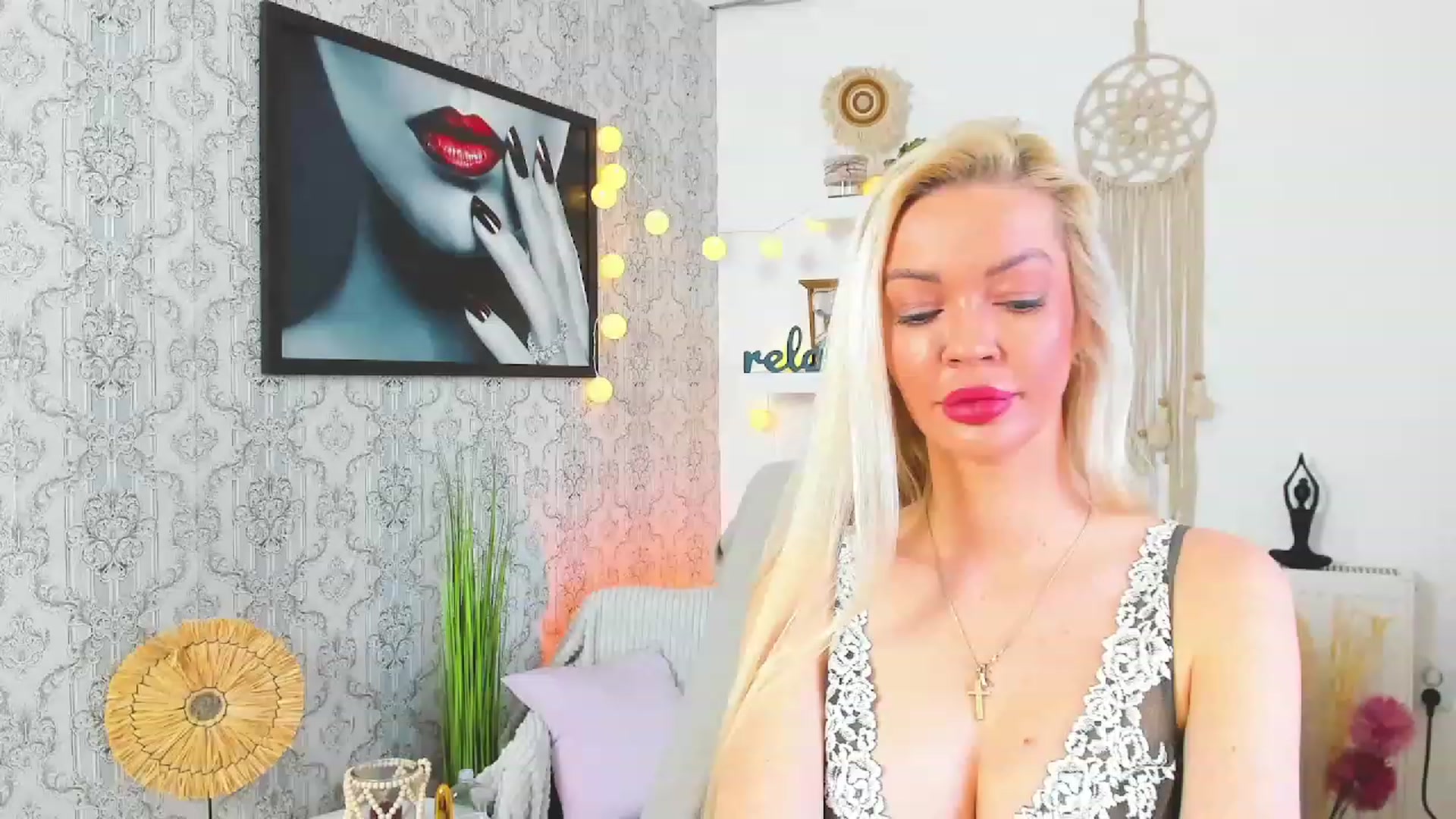 Gallery image thumbnail from Mia_Karakova's myfreecams stream on, 02/10/2023, 10:54 image 13 of 20