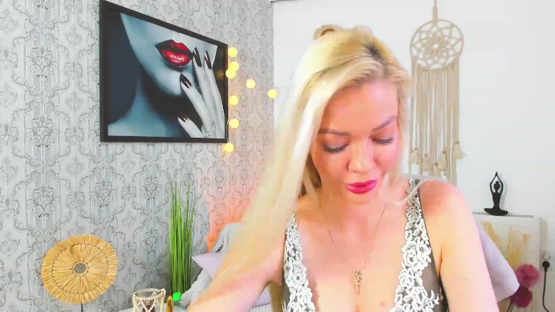Gallery image thumbnail from Mia_Karakova's myfreecams stream on, 02/10/2023, 13:45 image 15 of 20