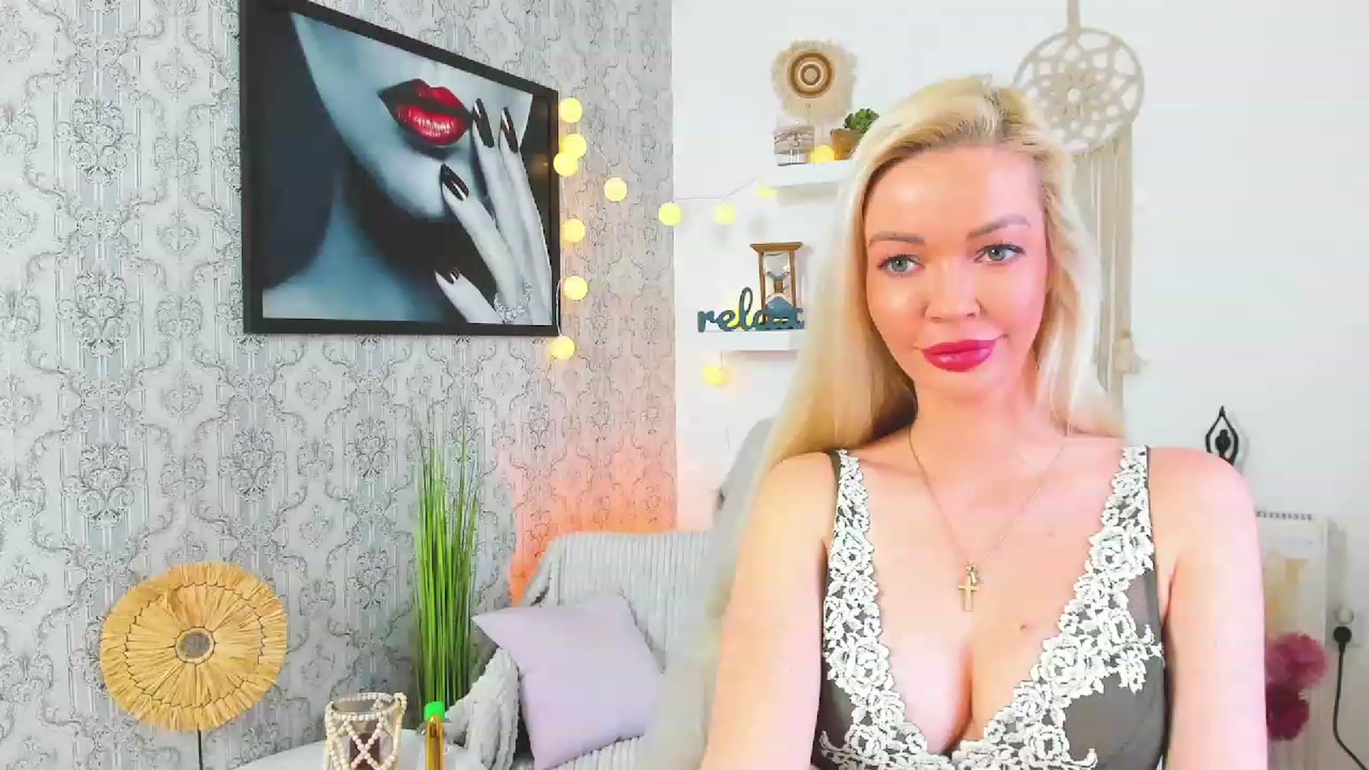 Gallery image thumbnail from Mia_Karakova's myfreecams stream on, 02/10/2023, 13:45 image 5 of 20