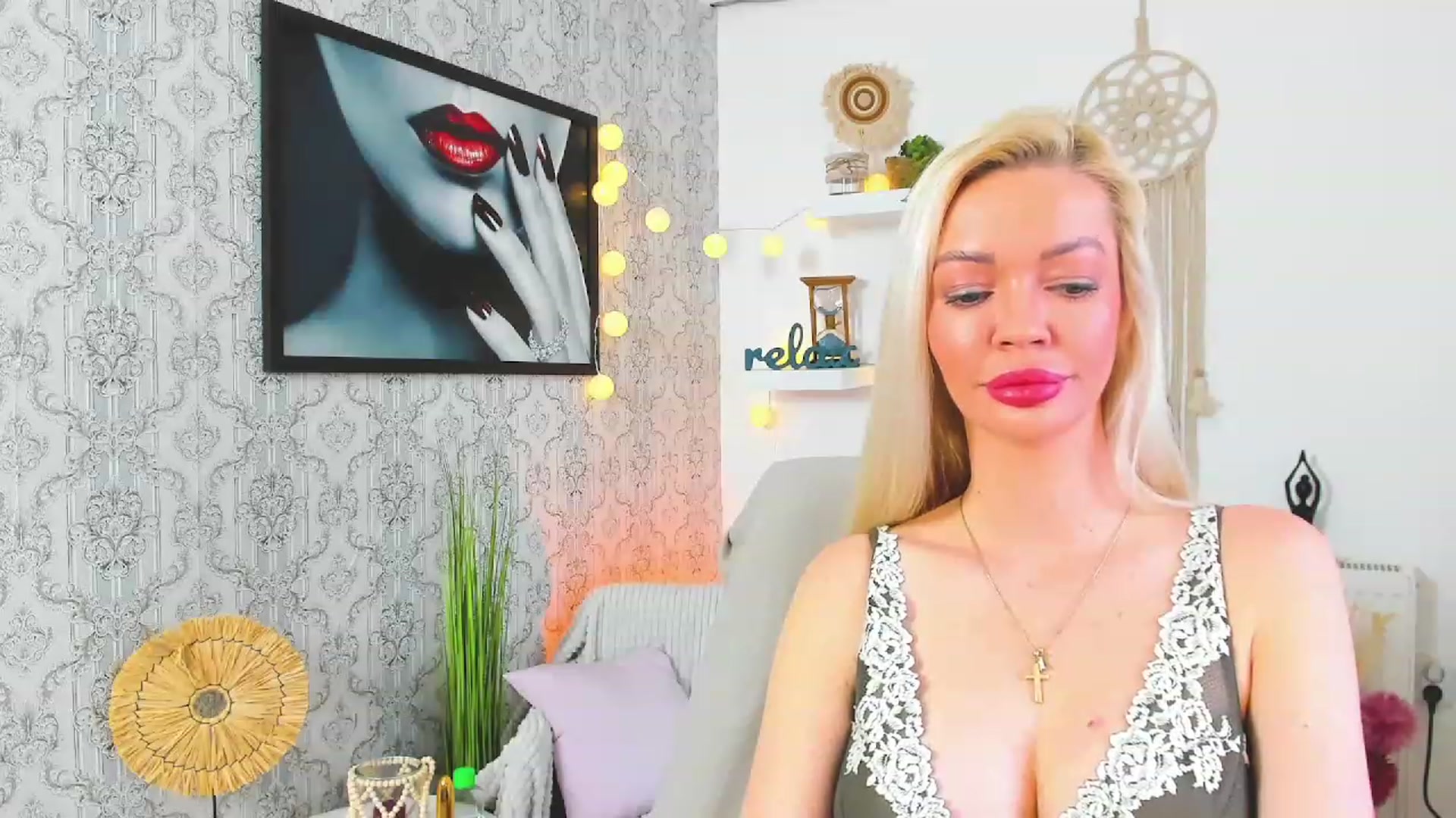Gallery image thumbnail from Mia_Karakova's myfreecams stream on, 02/10/2023, 13:45 image 17 of 20