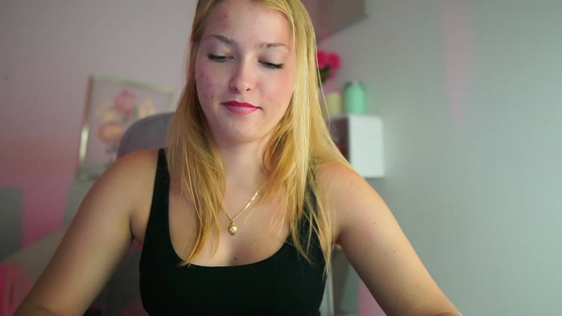 Gallery image thumbnail from Mia_Melano_'s myfreecams stream on, 09/05/2023, 21:45 image 4 of 20