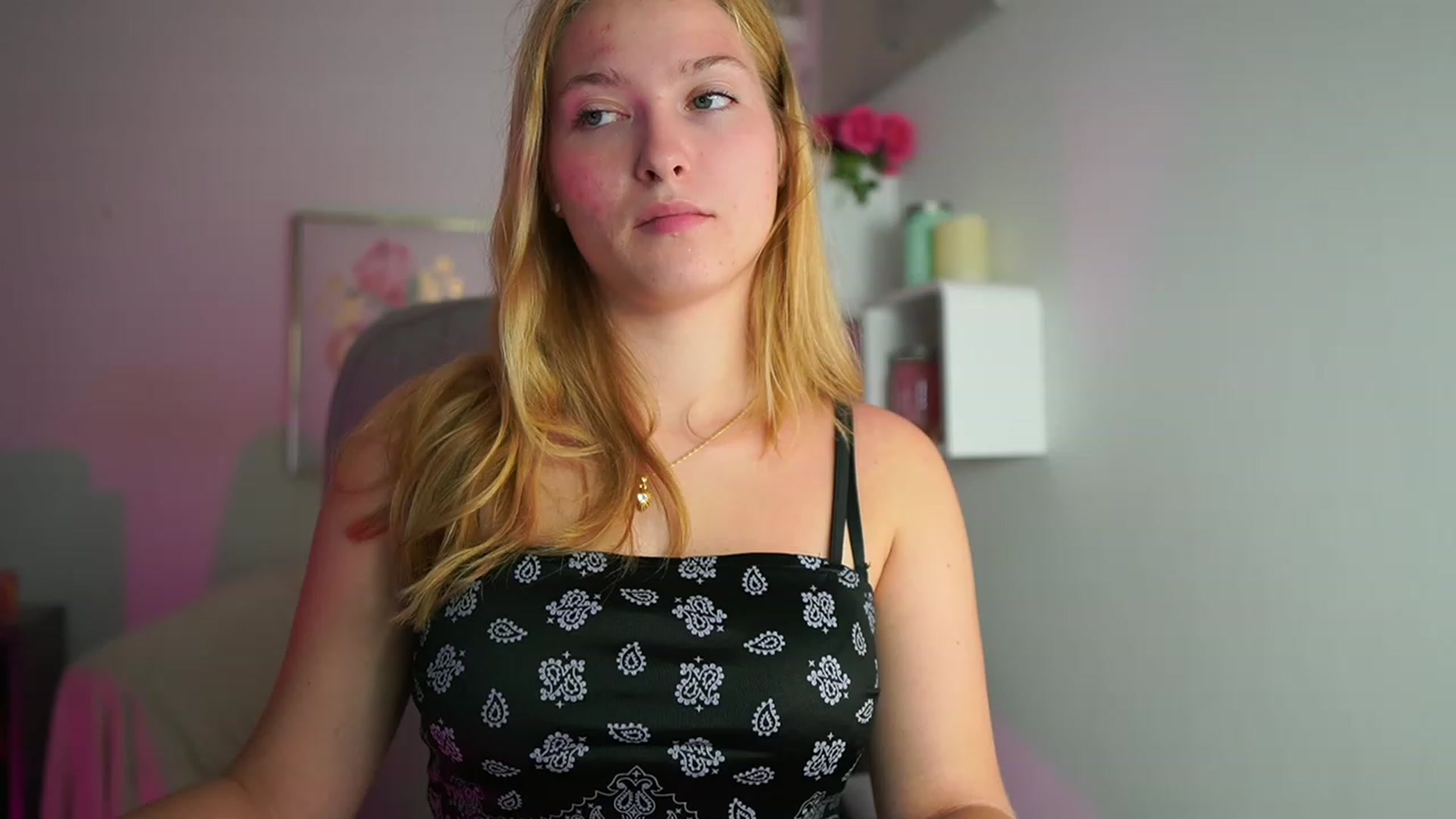 Gallery image thumbnail from Mia_Melano_'s myfreecams stream on, 09/11/2023, 14:08 image 3 of 20