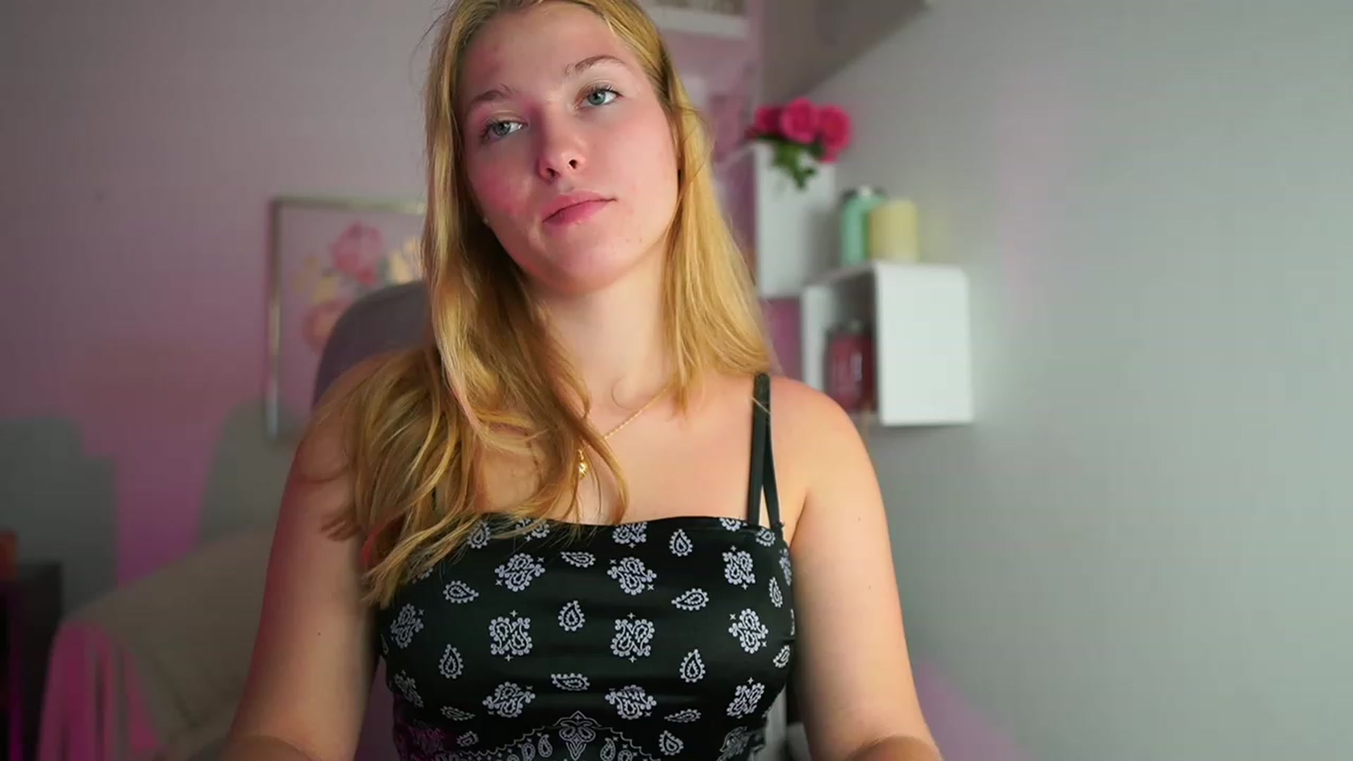 Gallery image thumbnail from Mia_Melano_'s myfreecams stream on, 09/11/2023, 14:08 image 4 of 20