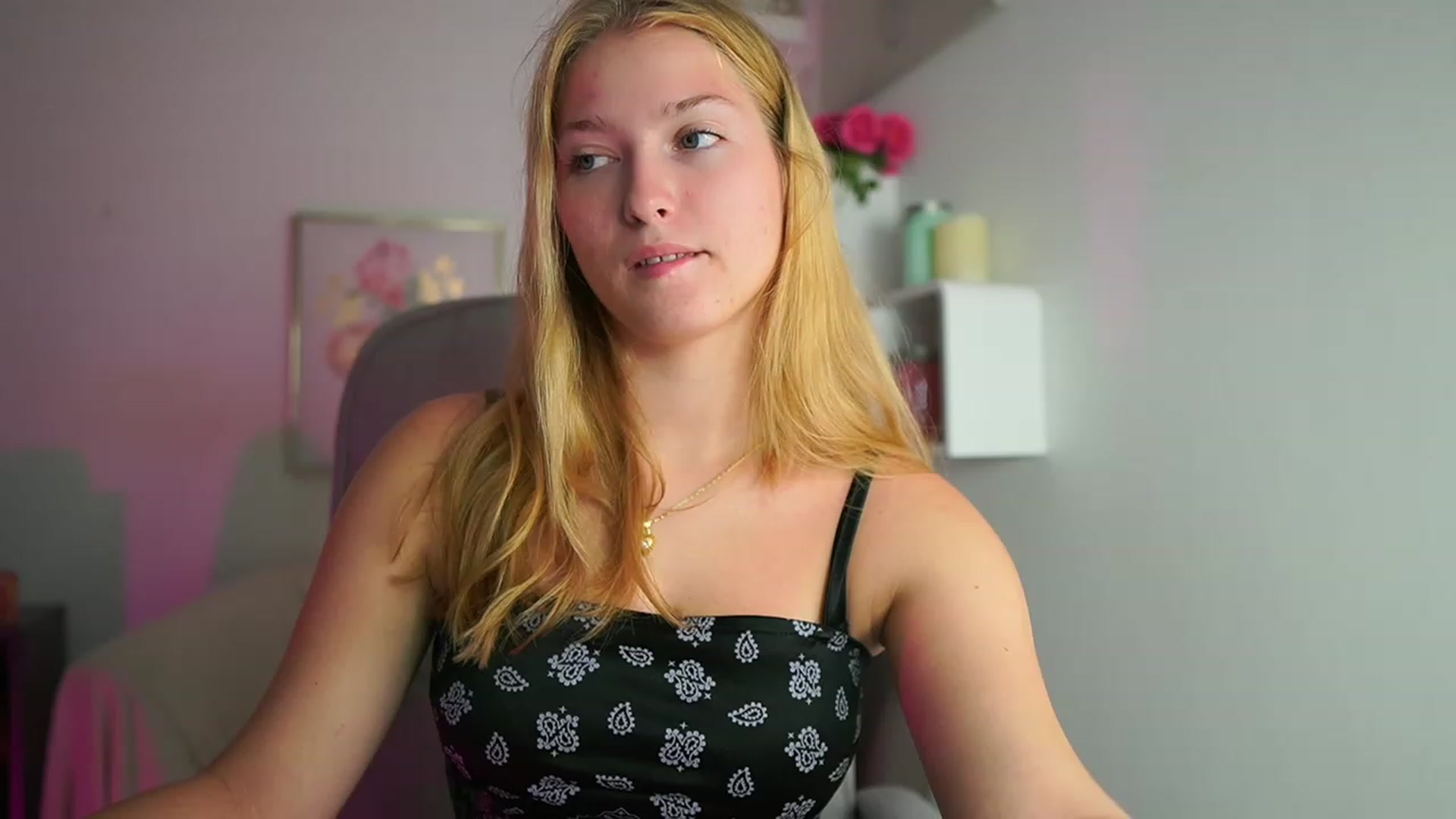 Gallery image thumbnail from Mia_Melano_'s myfreecams stream on, 09/11/2023, 14:08 image 7 of 20