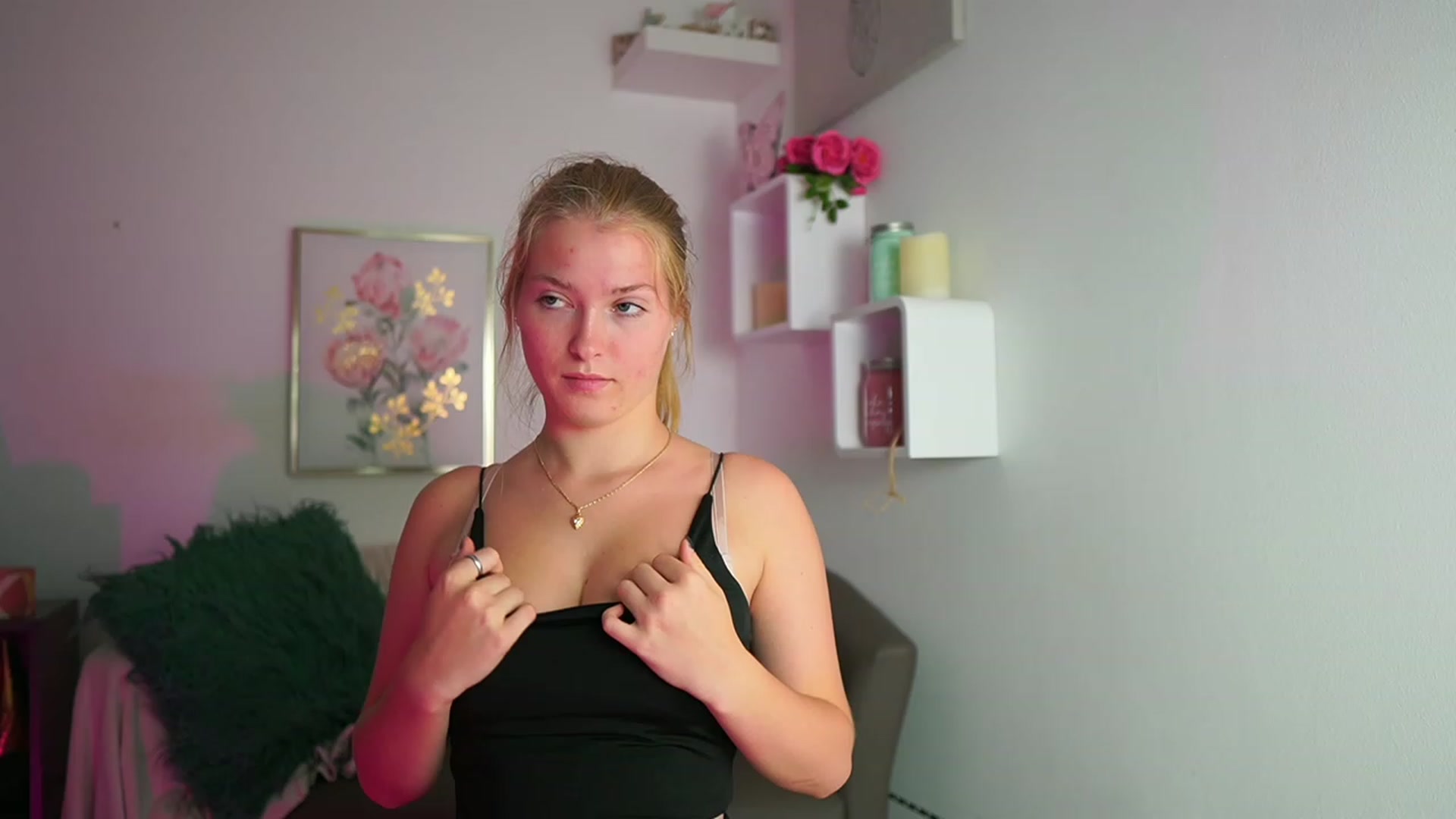 Gallery image thumbnail from Mia_Melano_'s myfreecams stream on, 09/12/2023, 18:09 image 3 of 20