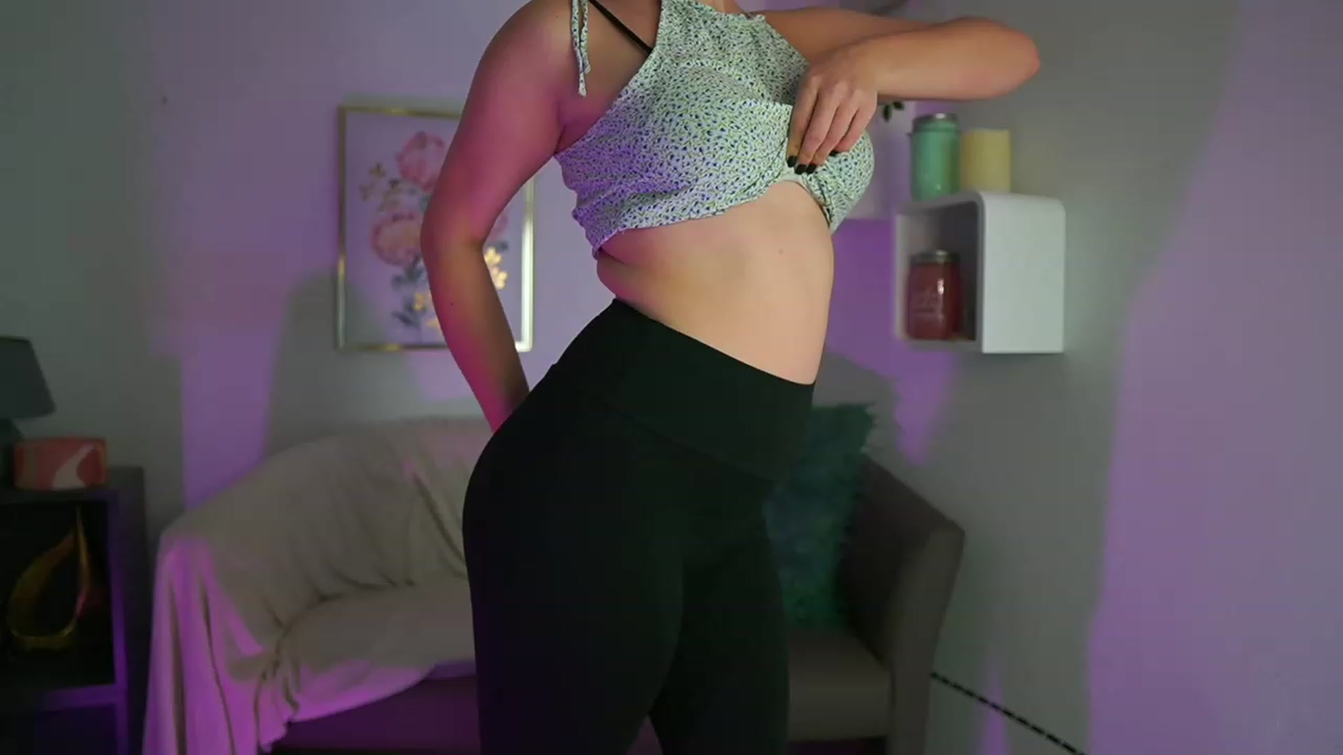 Gallery image thumbnail from Mia_Melano_'s myfreecams stream on, 09/25/2023, 15:12 image 14 of 20