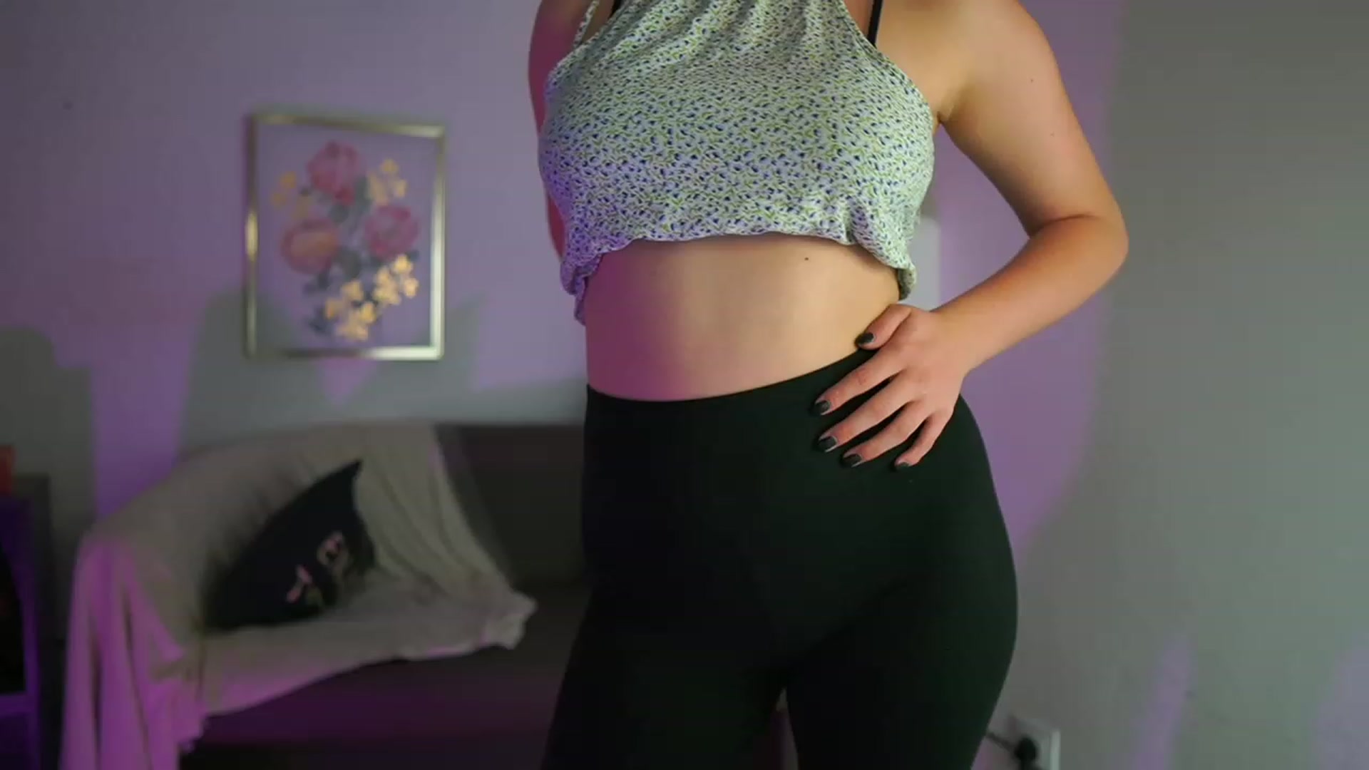 Gallery image thumbnail from Mia_Melano_'s myfreecams stream on, 09/25/2023, 17:54 image 5 of 20