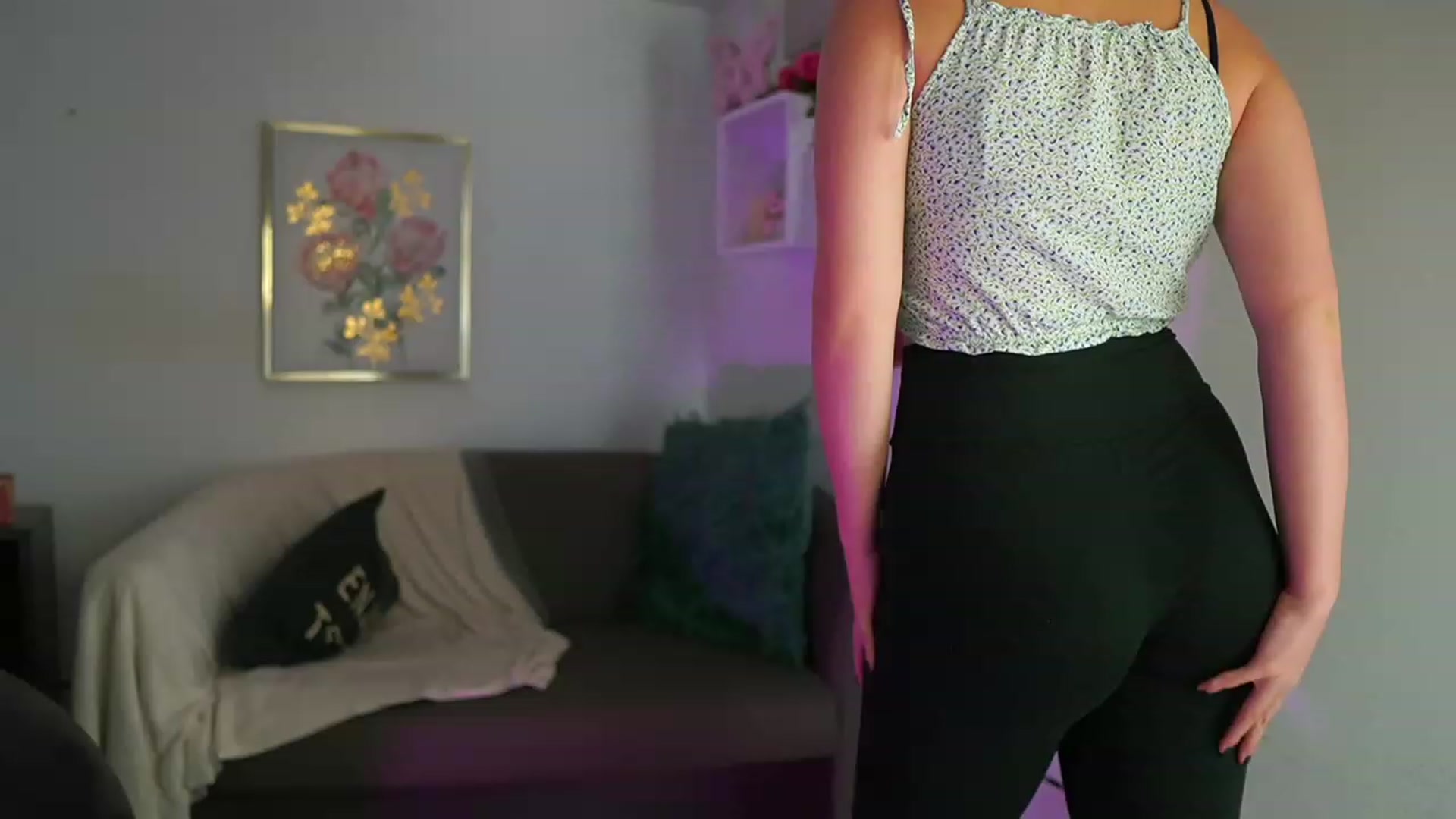 Gallery image thumbnail from Mia_Melano_'s myfreecams stream on, 09/25/2023, 17:54 image 2 of 20