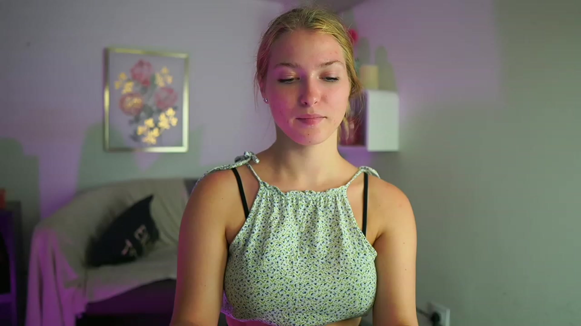 Gallery image thumbnail from Mia_Melano_'s myfreecams stream on, 09/25/2023, 17:54 image 10 of 20