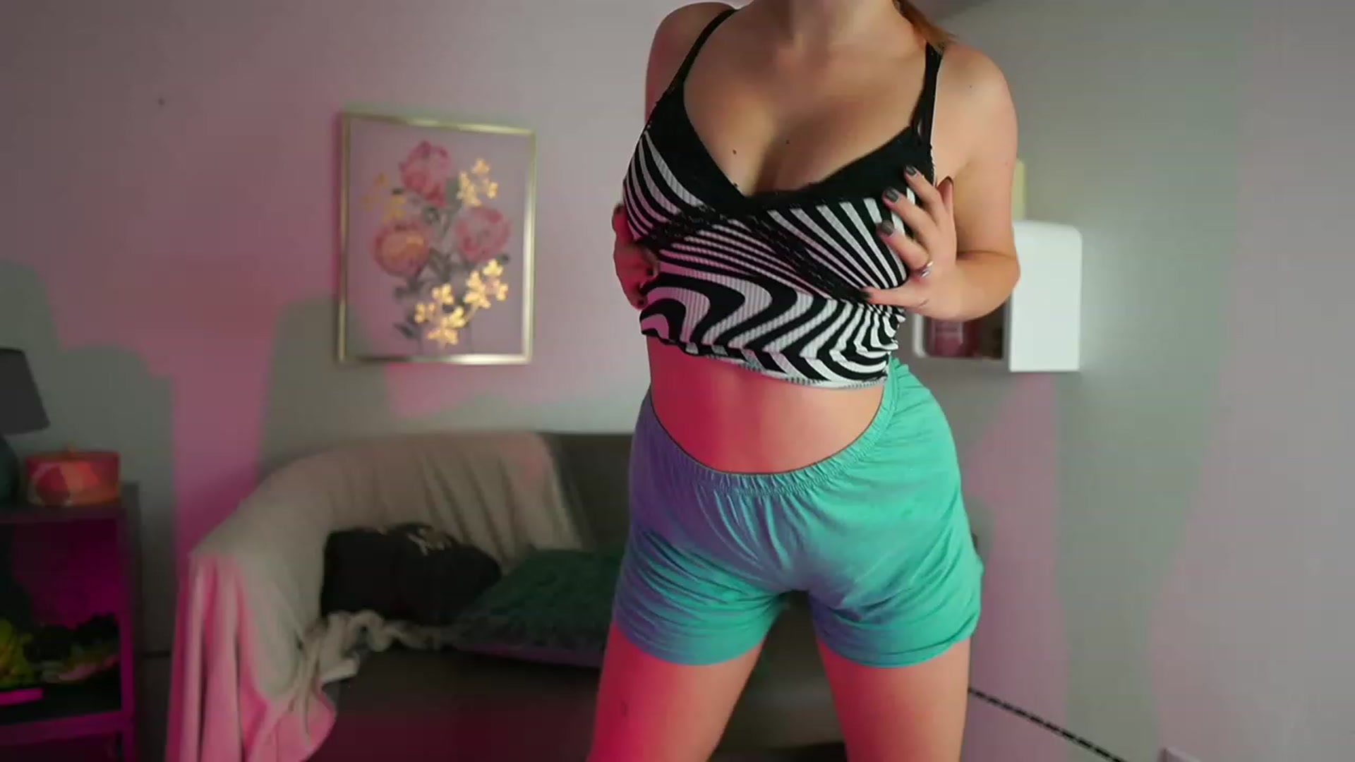Gallery image thumbnail from Mia_Melano_'s myfreecams stream on, 09/29/2023, 22:08 image 3 of 20