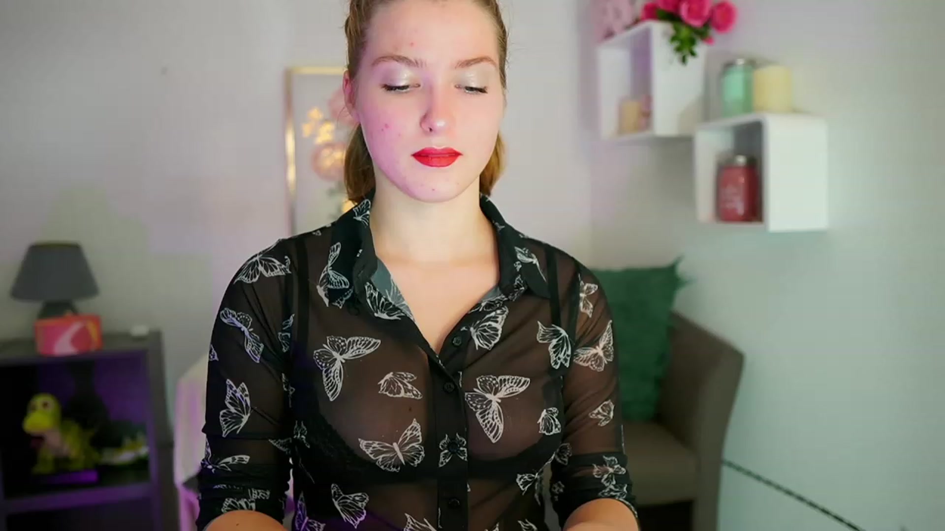 Gallery image thumbnail from Mia_Melano_'s myfreecams stream on, 10/24/2023, 19:00 image 9 of 20