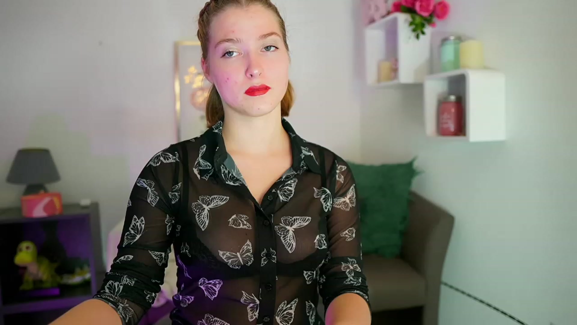 Gallery image thumbnail from Mia_Melano_'s myfreecams stream on, 10/24/2023, 19:00 image 10 of 20