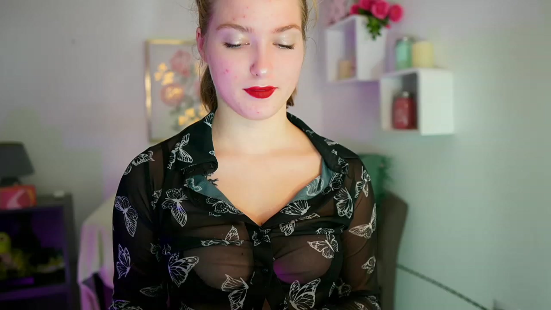 Gallery image thumbnail from Mia_Melano_'s myfreecams stream on, 10/24/2023, 22:13 image 4 of 20