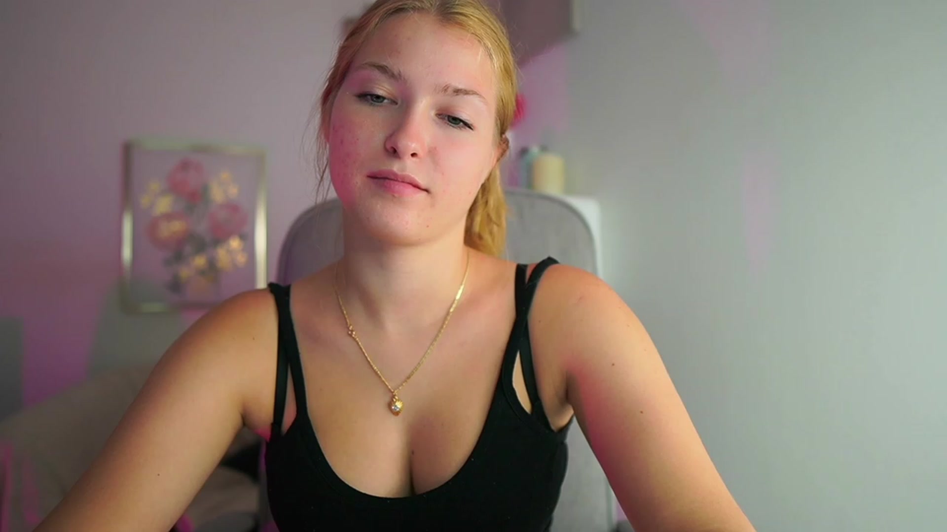 Gallery image thumbnail from Mia_Melano_'s myfreecams stream on, 01/01/2024, 08:47 image 17 of 20