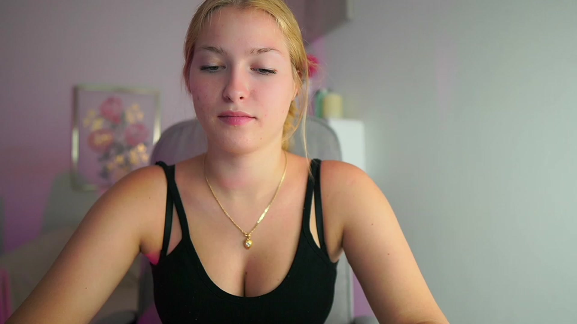 Gallery image thumbnail from Mia_Melano_'s myfreecams stream on, 01/01/2024, 09:53 image 8 of 20