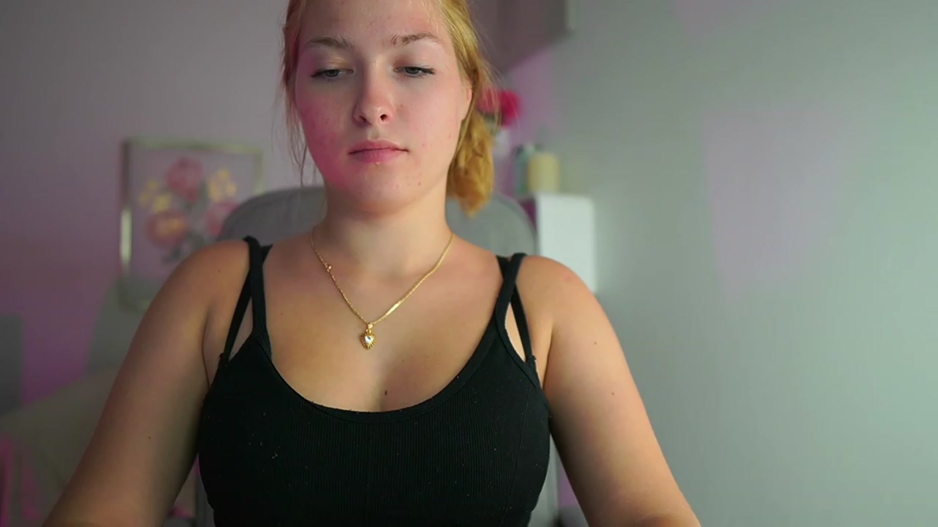Gallery image thumbnail from Mia_Melano_'s myfreecams stream on, 01/01/2024, 09:53 image 17 of 20