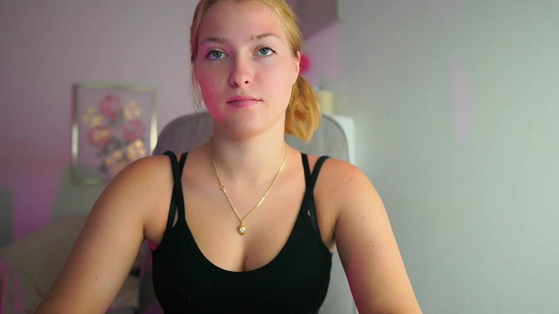Gallery image thumbnail from Mia_Melano_'s myfreecams stream on, 01/02/2024, 04:23 image 7 of 20