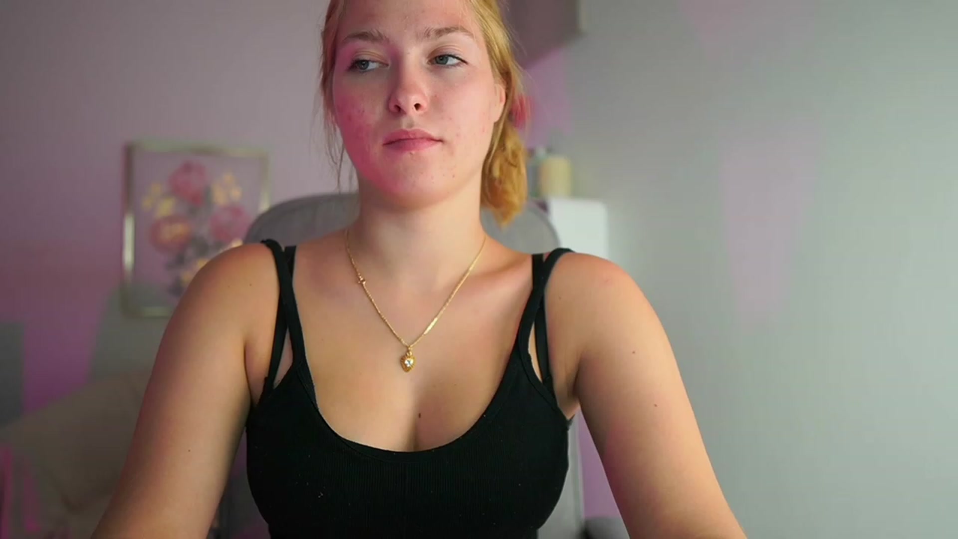 Gallery image thumbnail from Mia_Melano_'s myfreecams stream on, 01/02/2024, 04:23 image 17 of 20