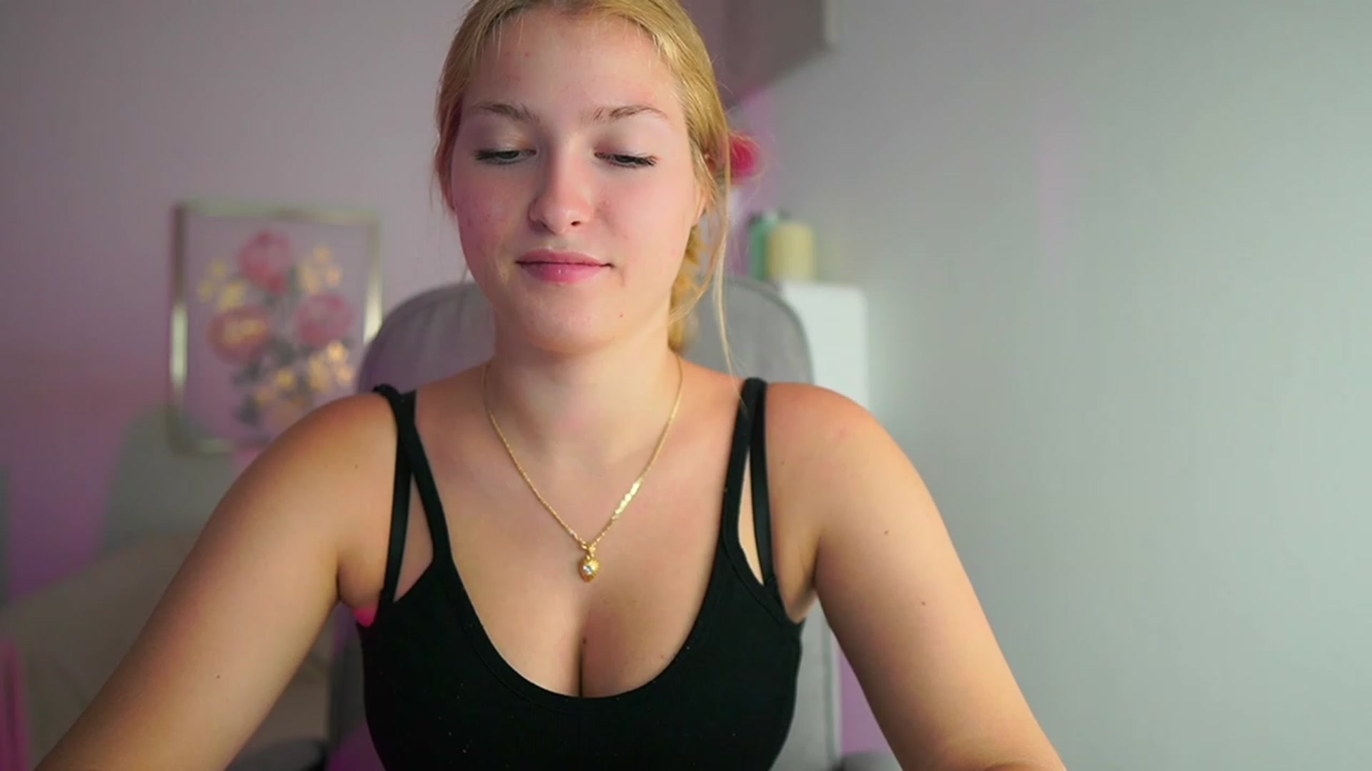 Gallery image thumbnail from Mia_Melano_'s myfreecams stream on, 01/02/2024, 04:23 image 2 of 20