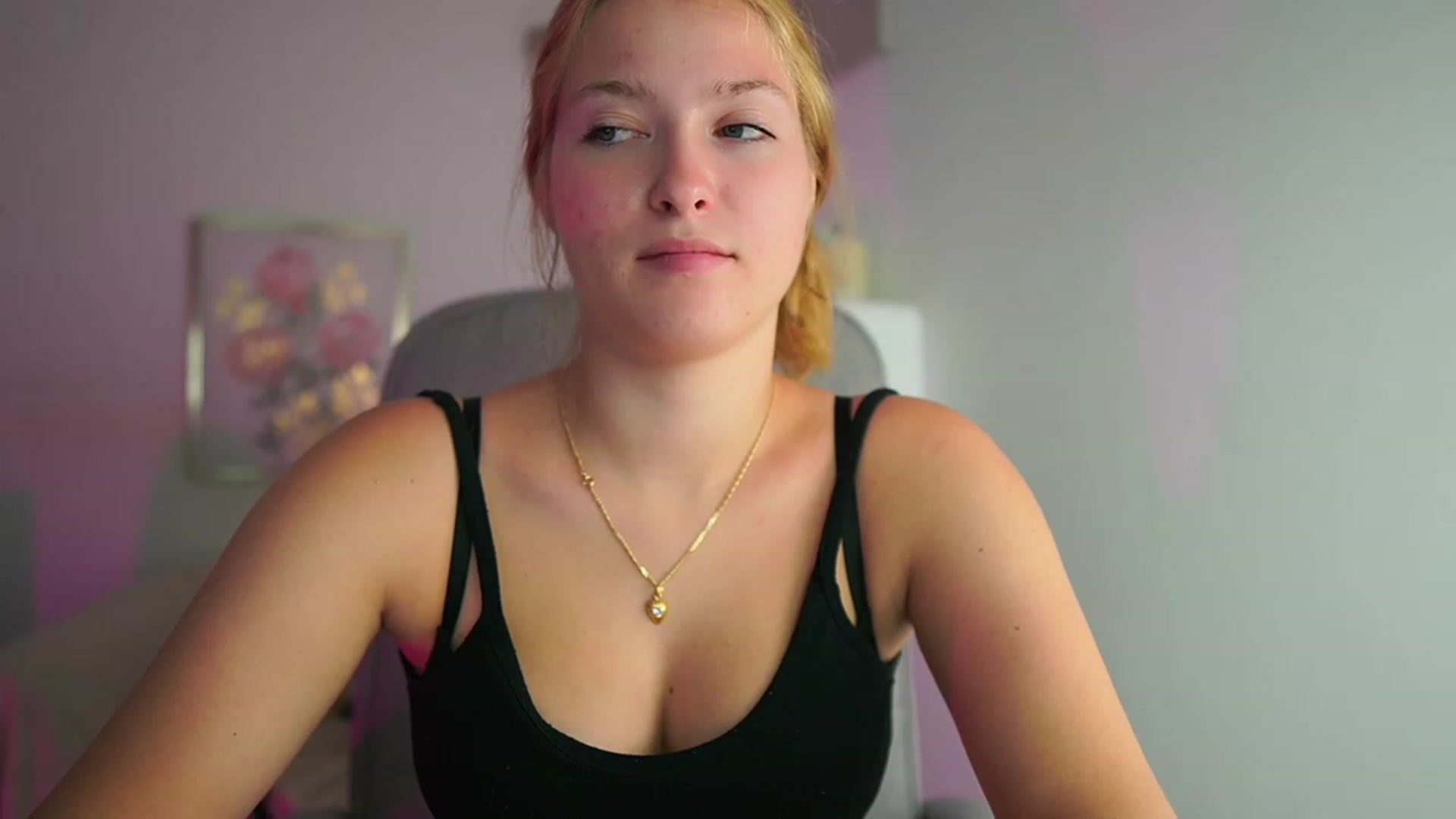 Gallery image thumbnail from Mia_Melano_'s myfreecams stream on, 01/02/2024, 04:23 image 19 of 20