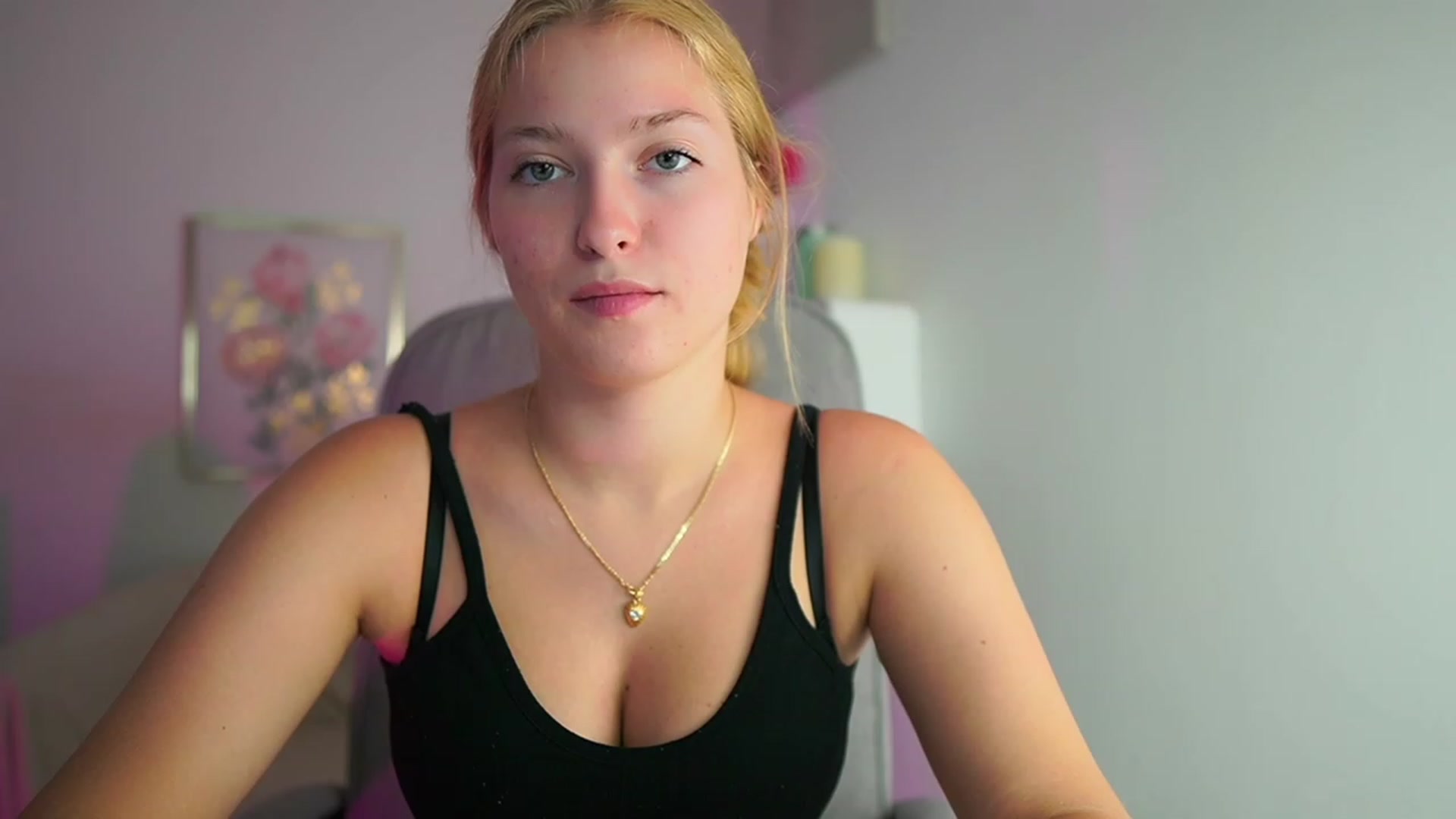 Gallery image thumbnail from Mia_Melano_'s myfreecams stream on, 01/02/2024, 04:23 image 4 of 20